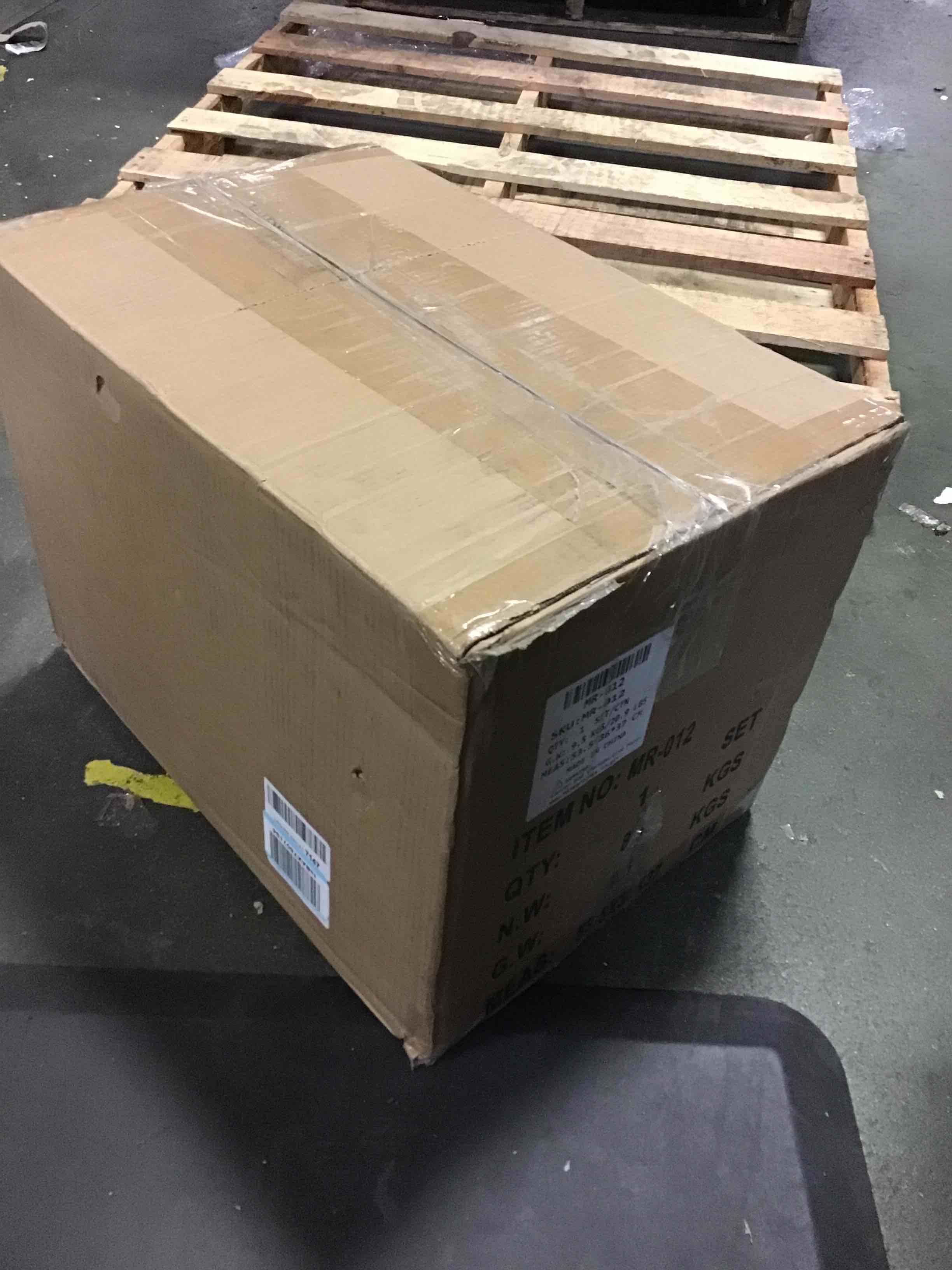 https://s3.amazonaws.com/lotting-images-prod/bidfta/GRN5267181_1690209503268.jpeg