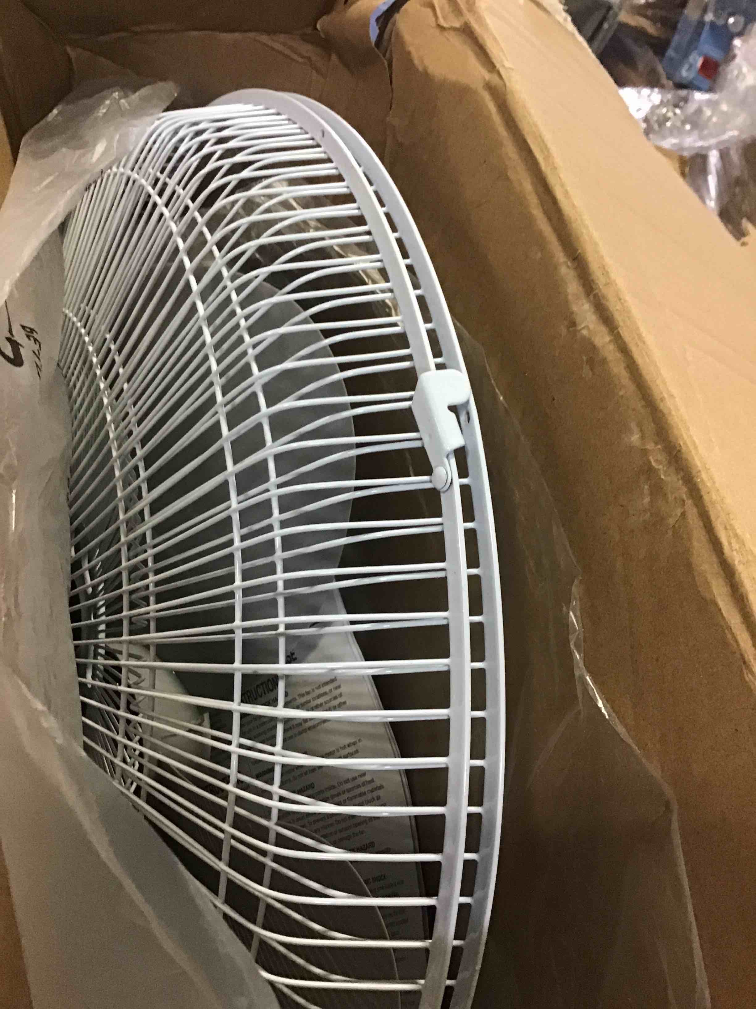 https://s3.amazonaws.com/lotting-images-prod/bidfta/GRN5267265_1690223551178.jpeg