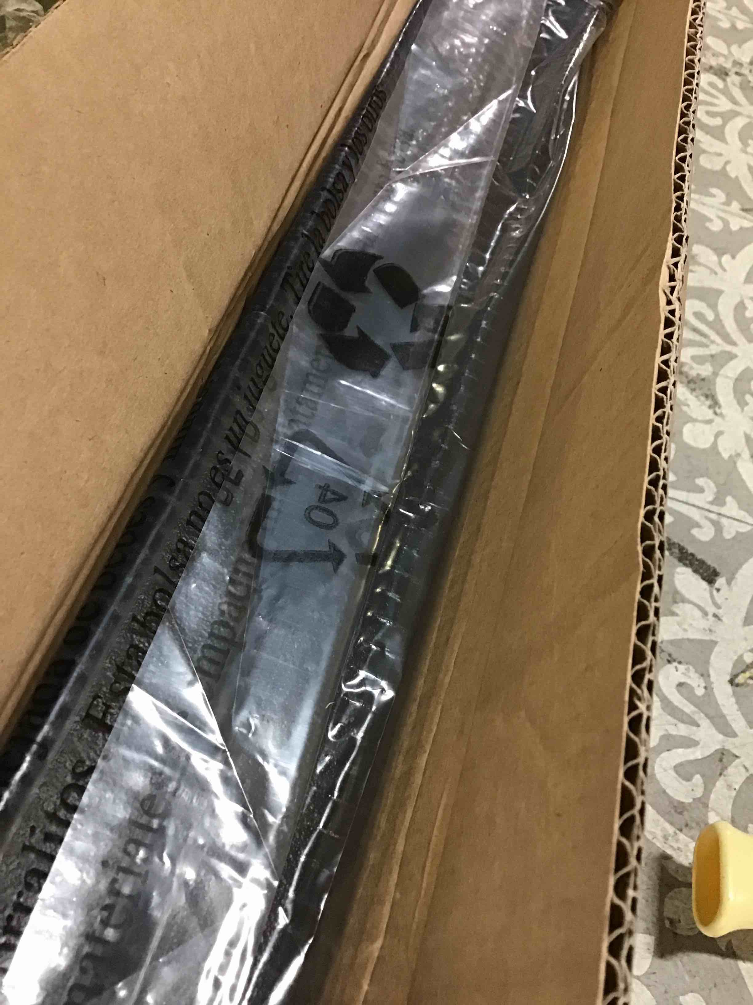 https://s3.amazonaws.com/lotting-images-prod/bidfta/GRN5267677_1690394146742.jpeg