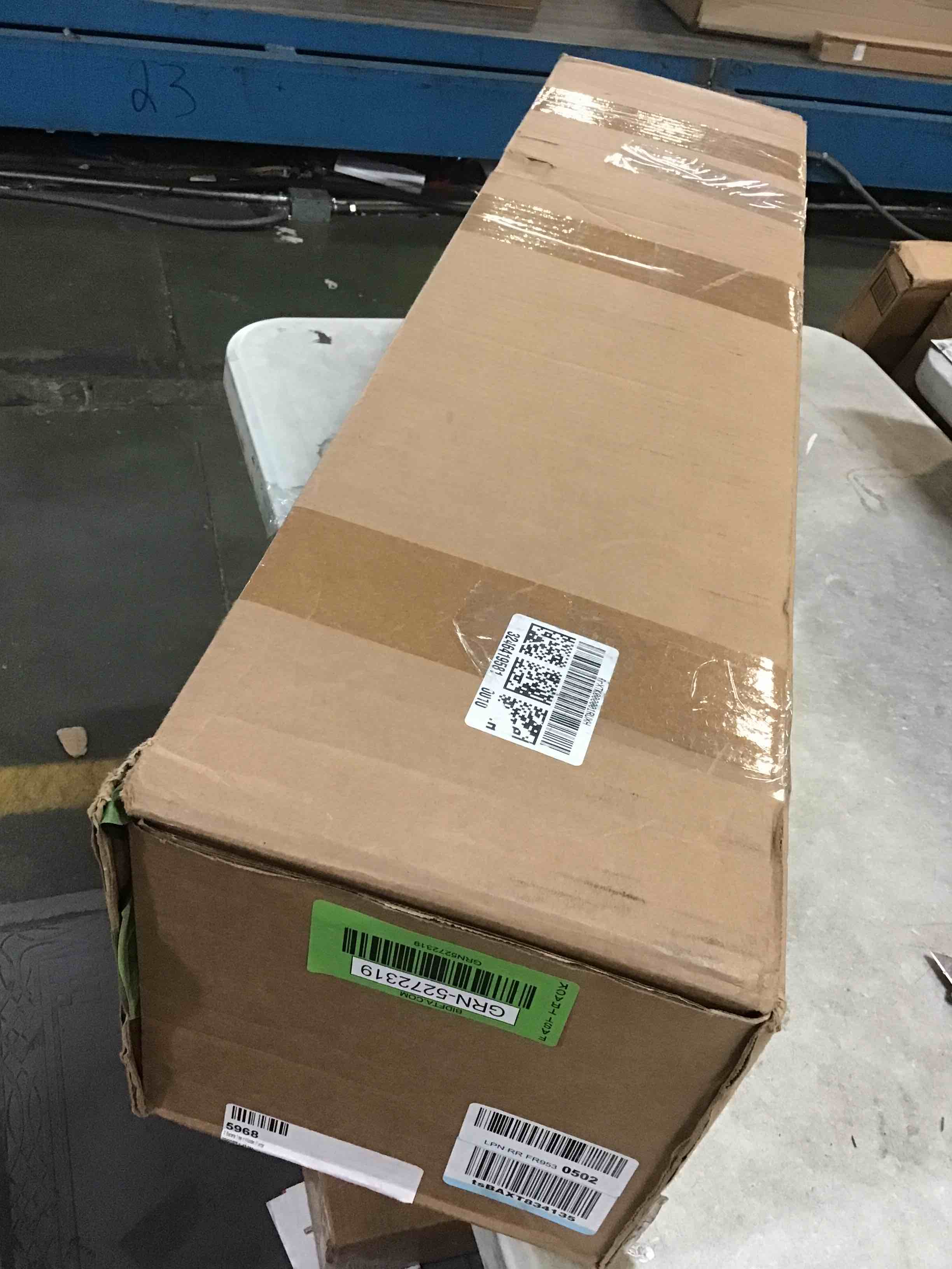 https://s3.amazonaws.com/lotting-images-prod/bidfta/GRN5272319_1691414525400.jpeg