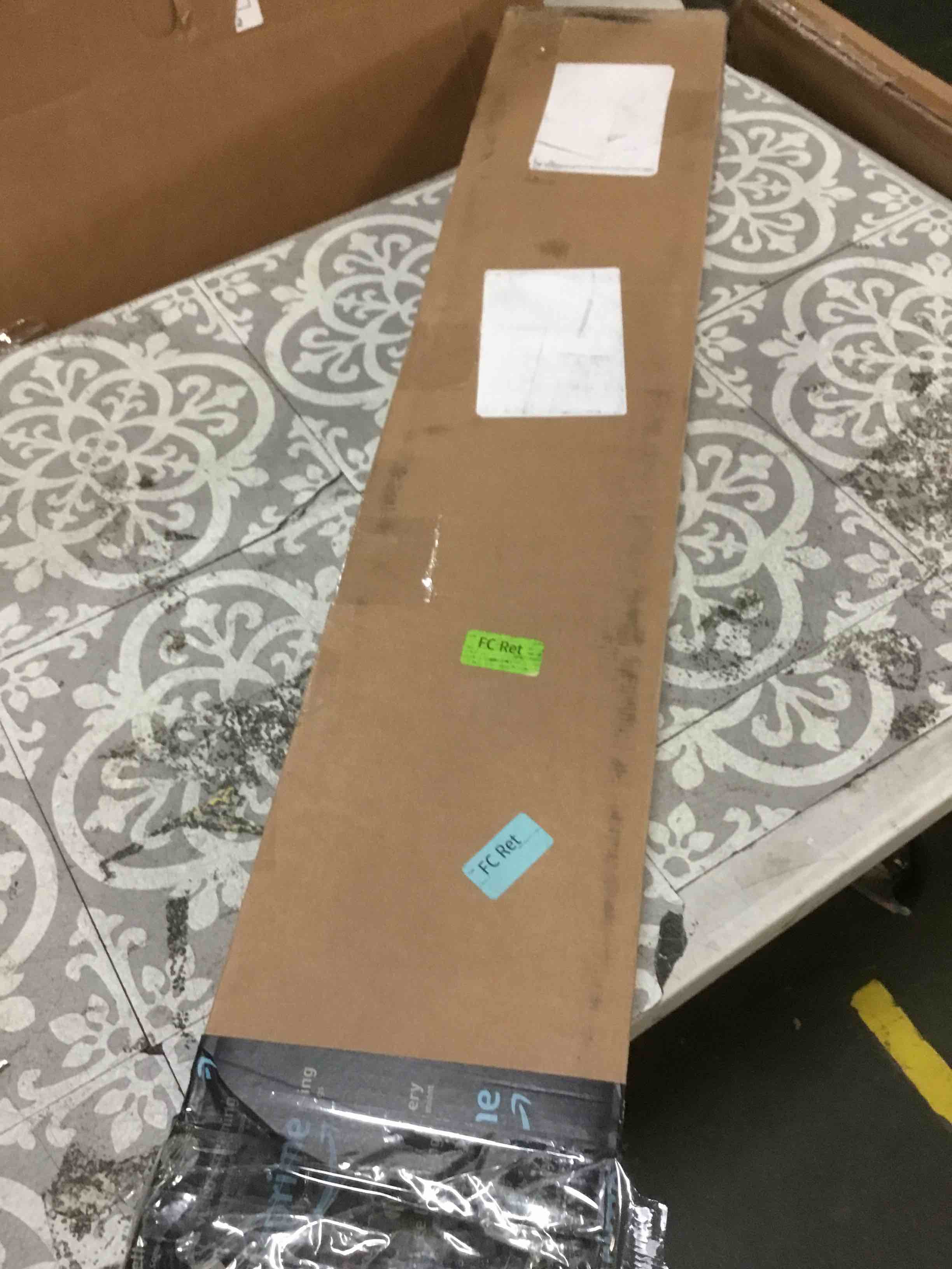 https://s3.amazonaws.com/lotting-images-prod/bidfta/GRN5272487_1691498792977.jpeg