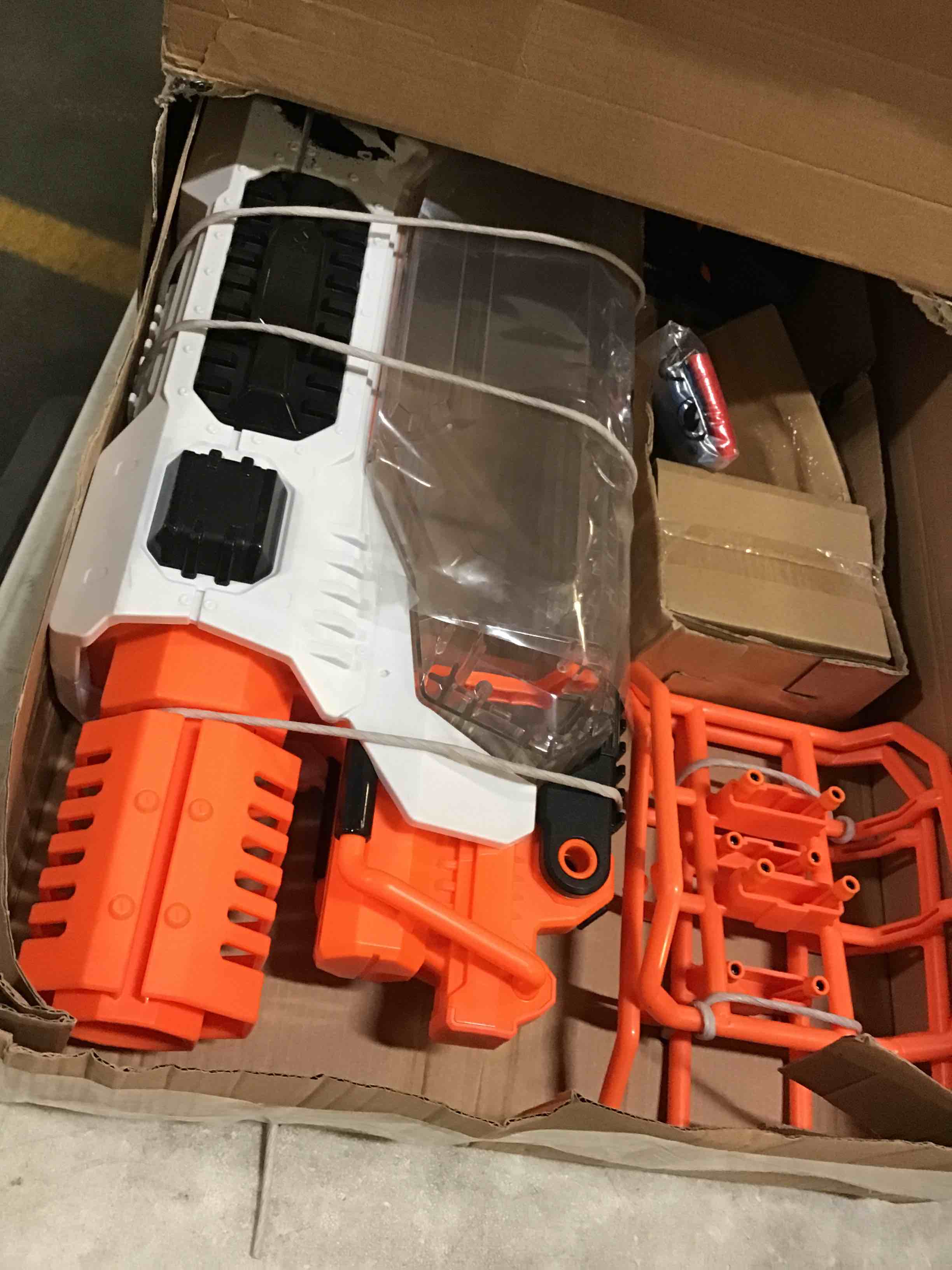 https://s3.amazonaws.com/lotting-images-prod/bidfta/GRN5272560_1691501745807.jpeg
