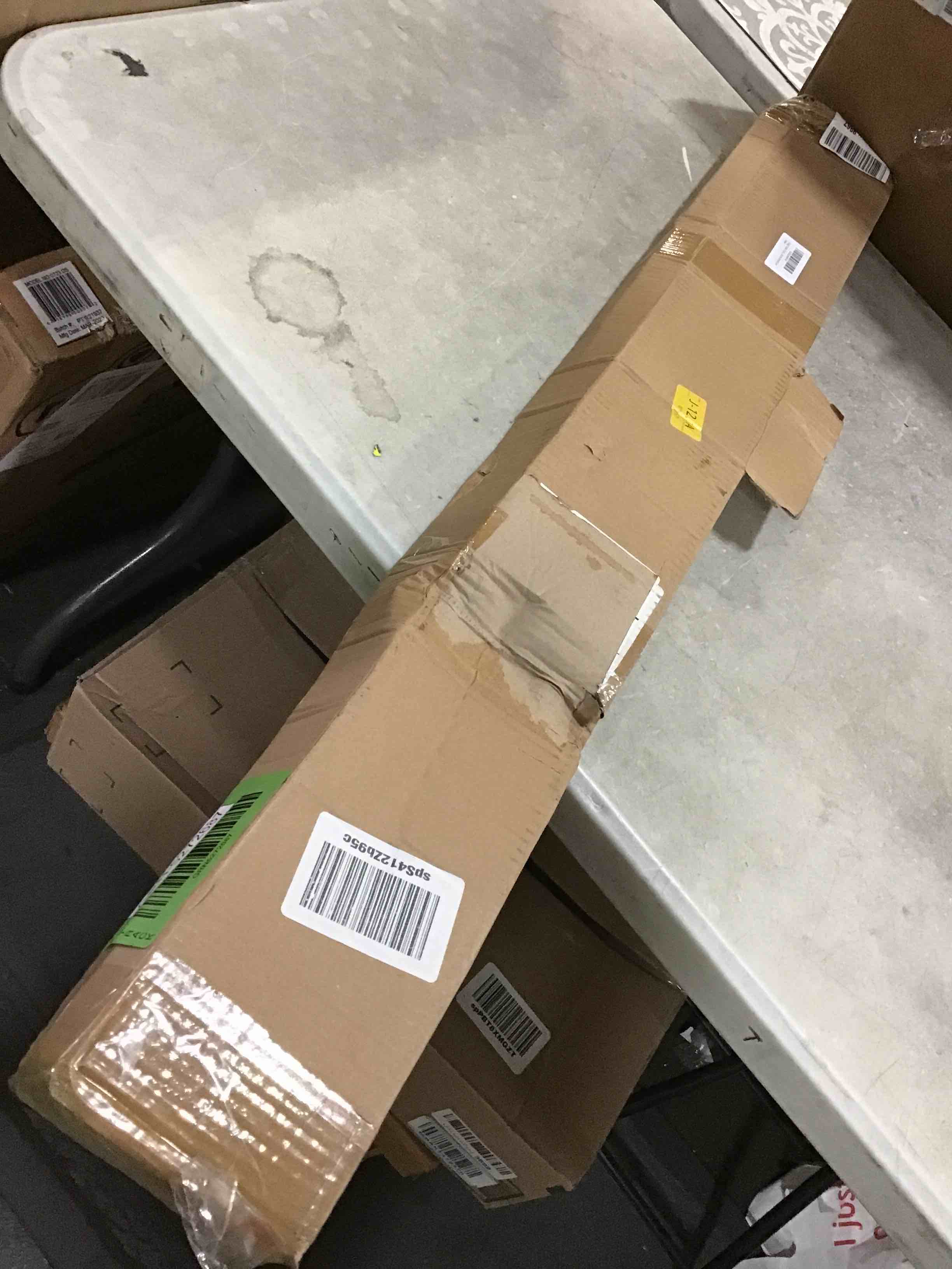https://s3.amazonaws.com/lotting-images-prod/bidfta/GRN5272687_1691513882130.jpeg