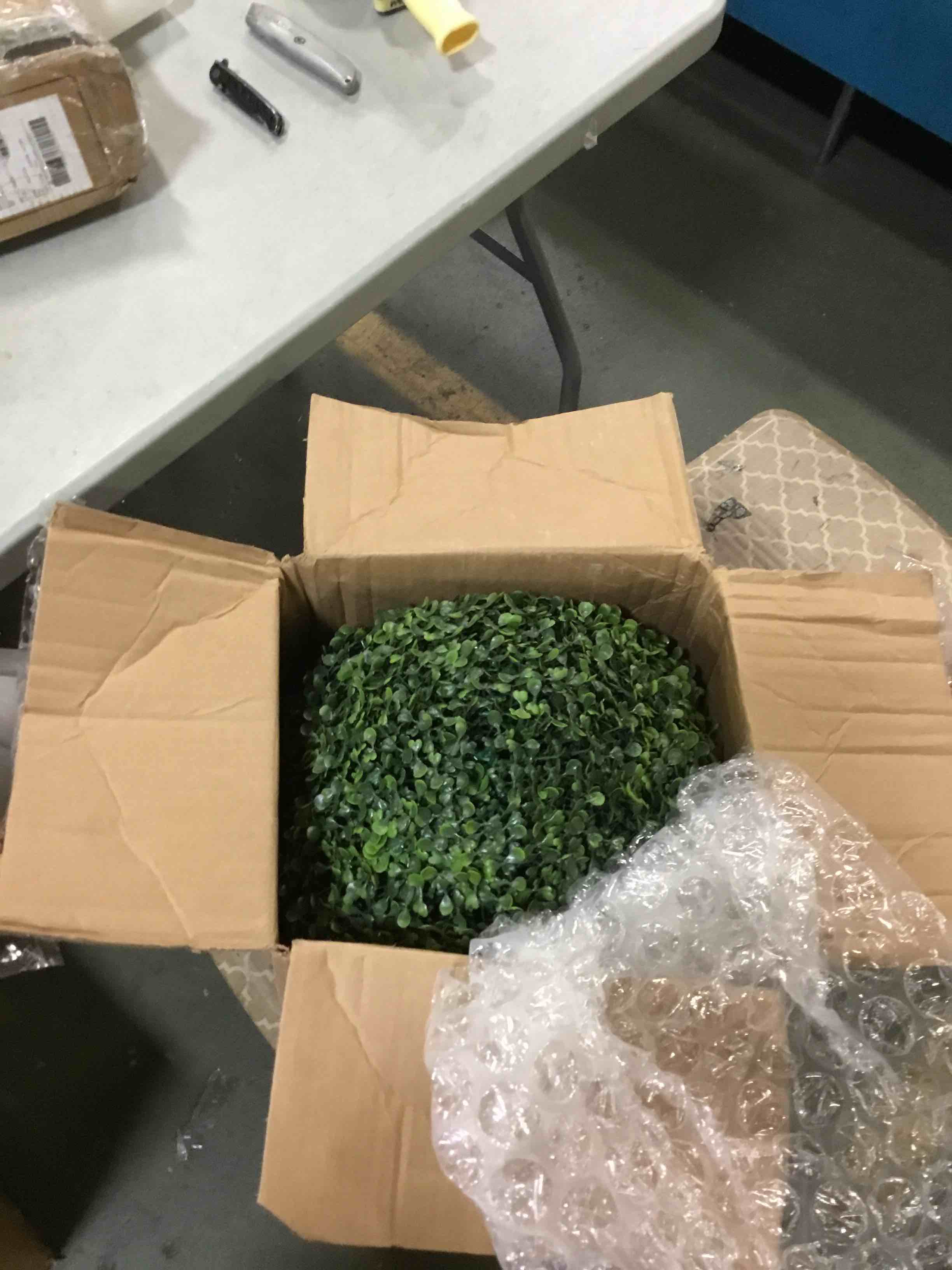 https://s3.amazonaws.com/lotting-images-prod/bidfta/GRN5273204_1690906024998.jpeg
