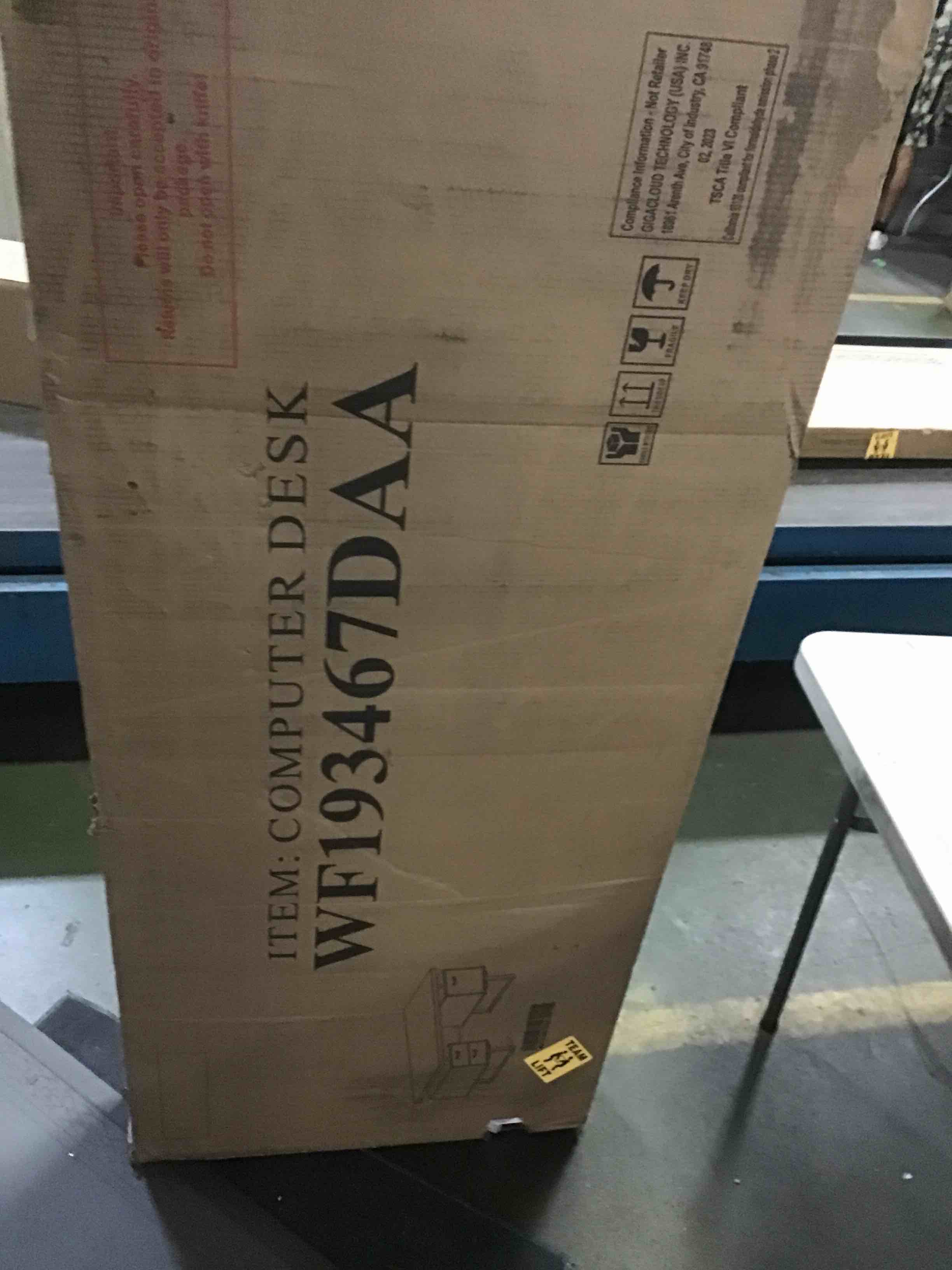 https://s3.amazonaws.com/lotting-images-prod/bidfta/GRN5273415_1691438016658.jpeg