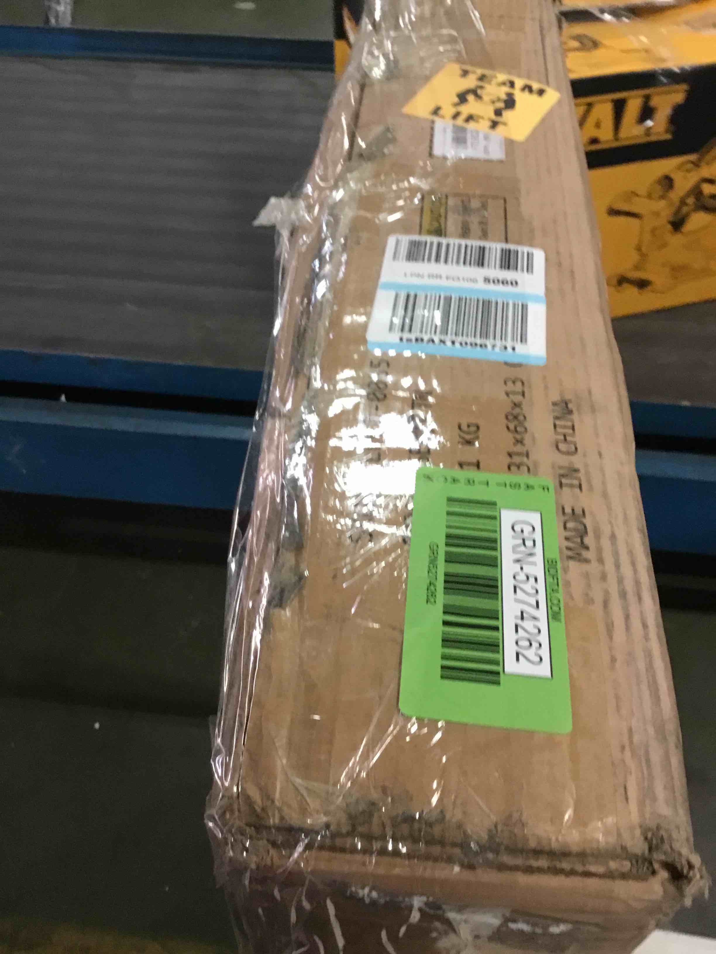 https://s3.amazonaws.com/lotting-images-prod/bidfta/GRN5274262_1692706475153.jpeg