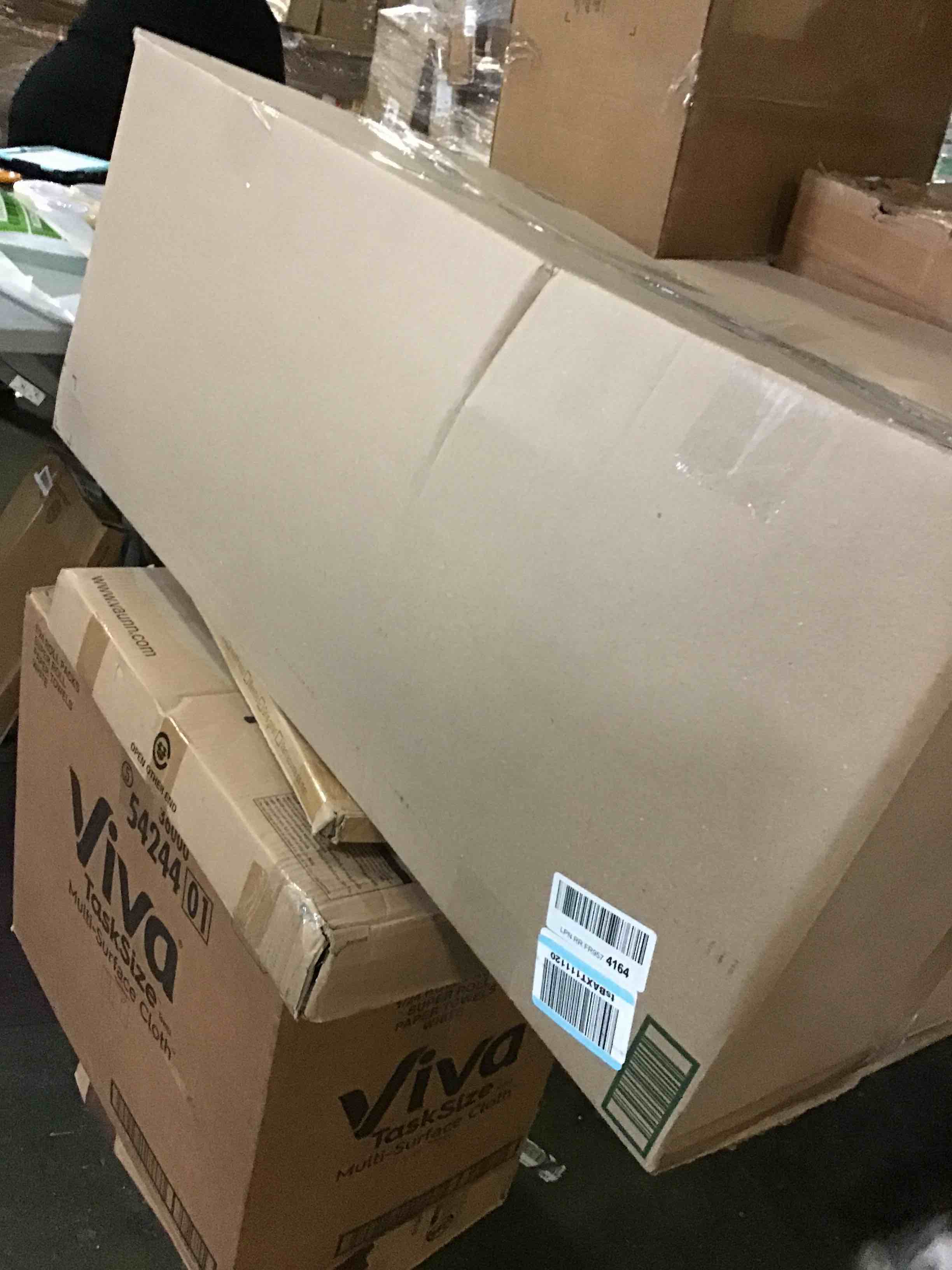 https://s3.amazonaws.com/lotting-images-prod/bidfta/GRN5274560_1690543889641.jpeg