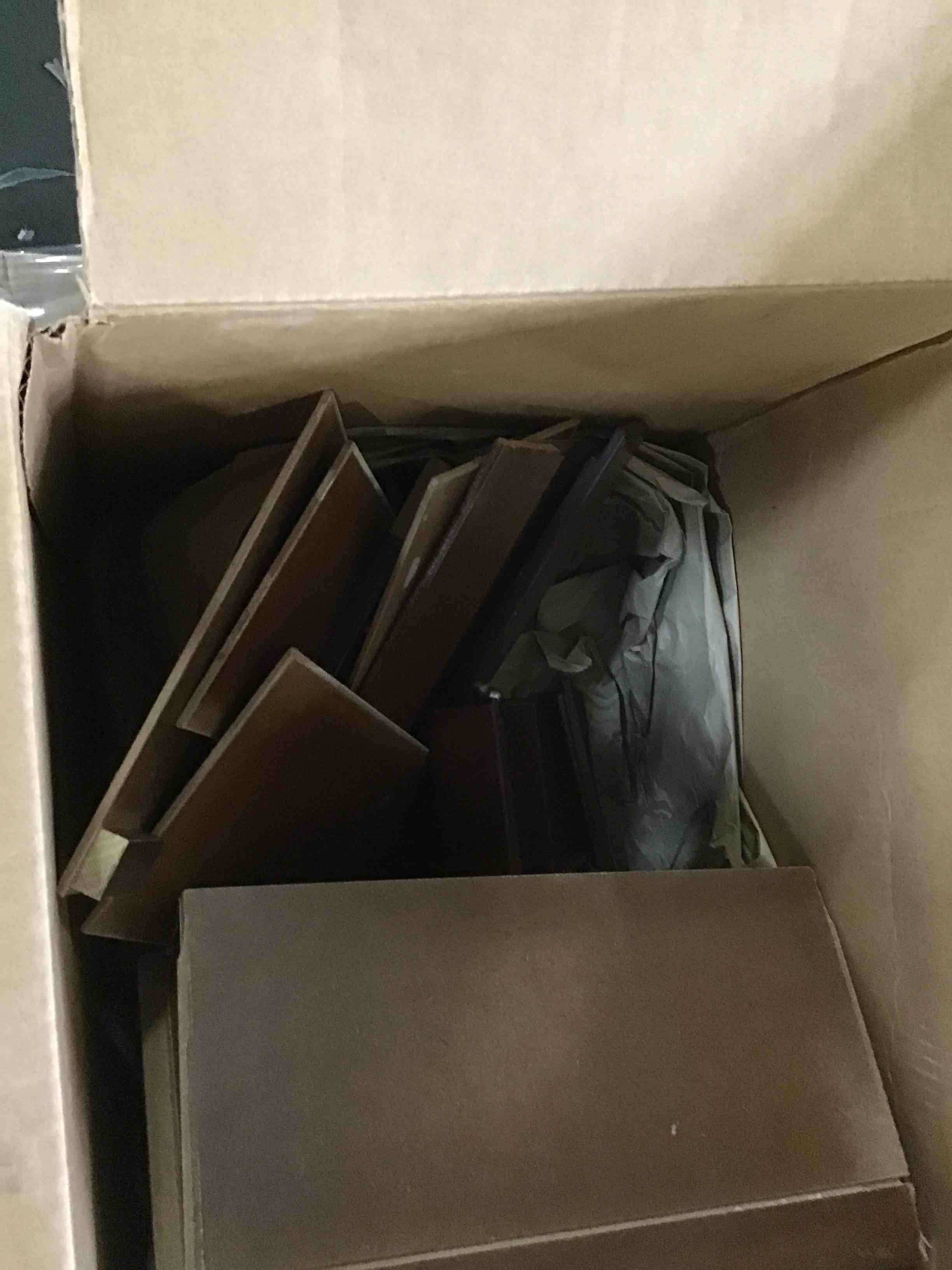 https://s3.amazonaws.com/lotting-images-prod/bidfta/GRN5274804_1690825560560.jpeg