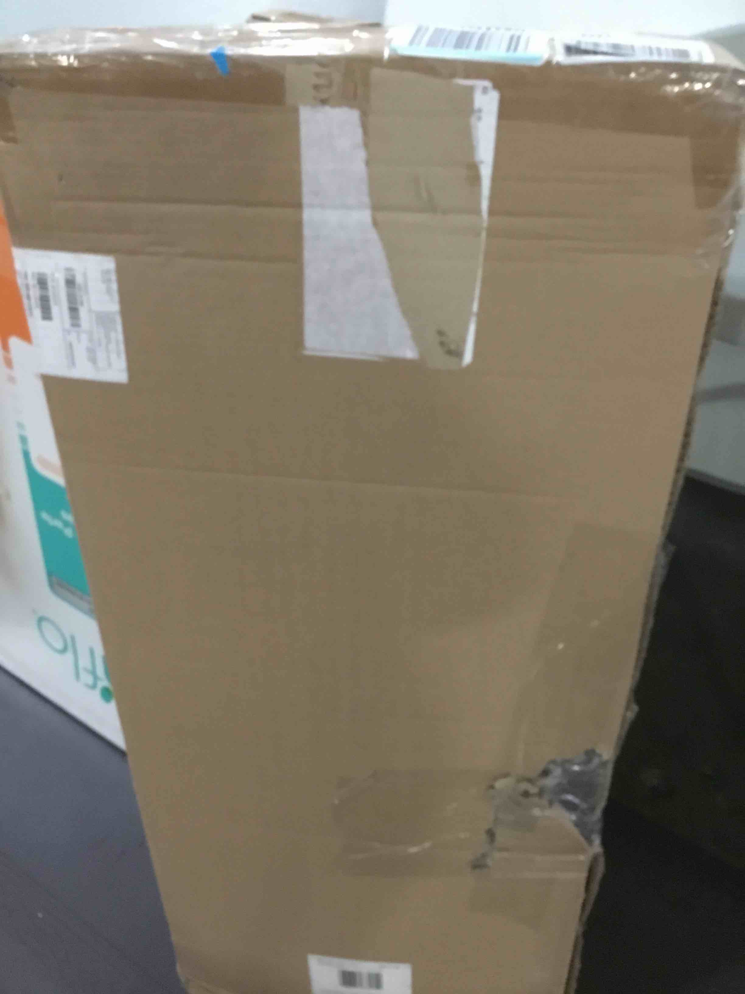 https://s3.amazonaws.com/lotting-images-prod/bidfta/GRN5274967_1690975802452.jpeg