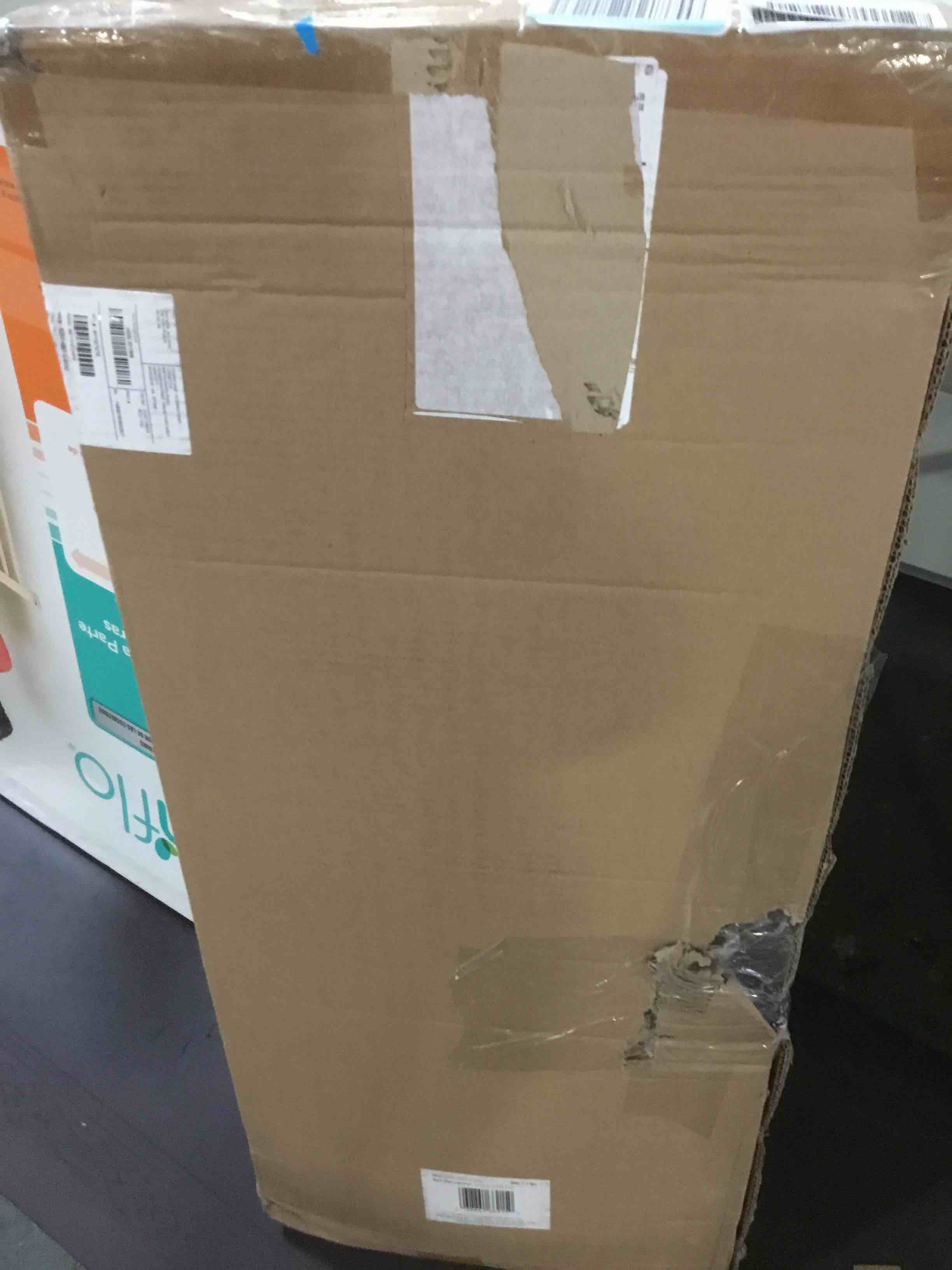 https://s3.amazonaws.com/lotting-images-prod/bidfta/GRN5274967_1690975804086.jpeg