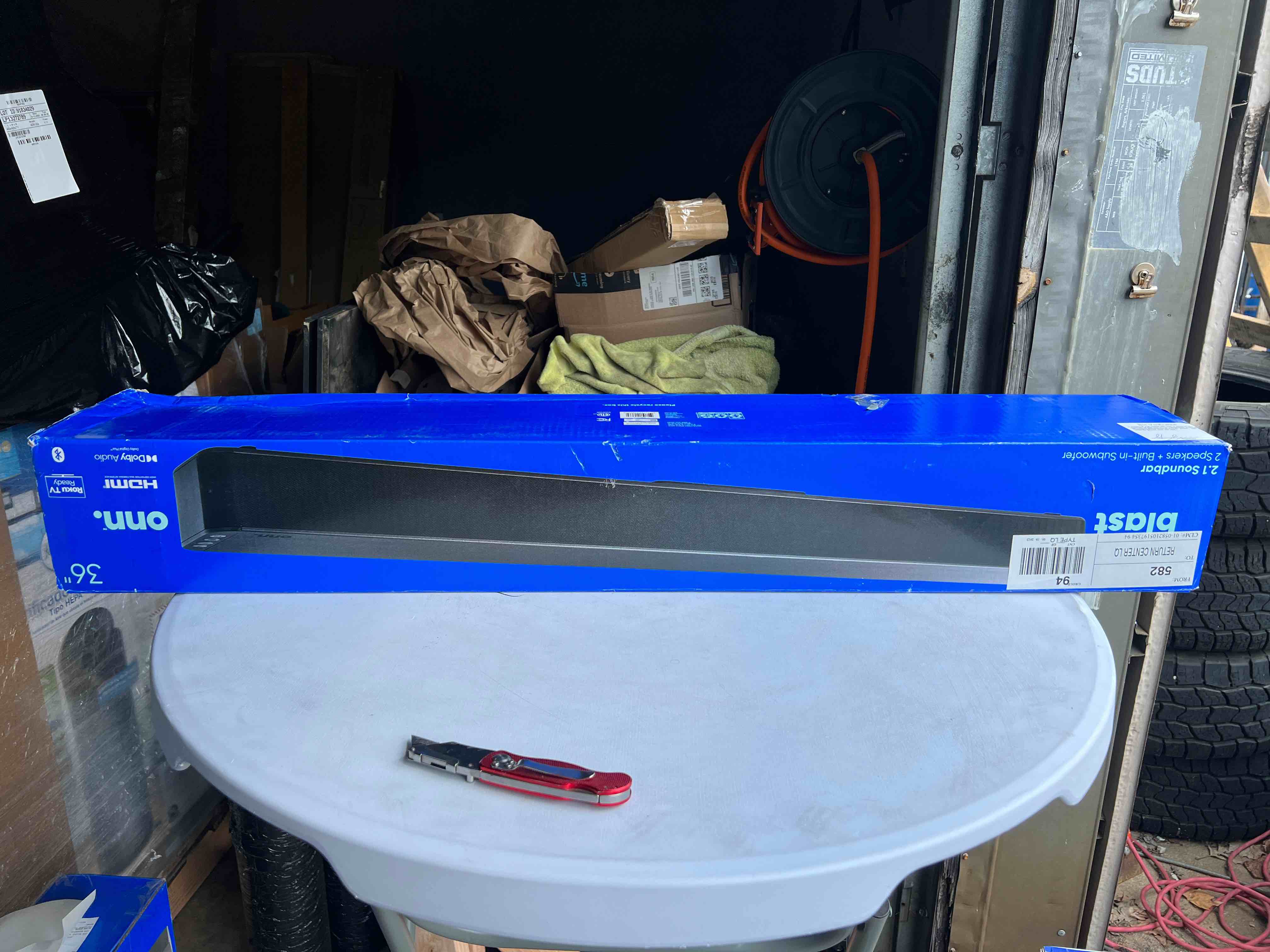 onn 2.1 Soundbar with built in Subwoofer