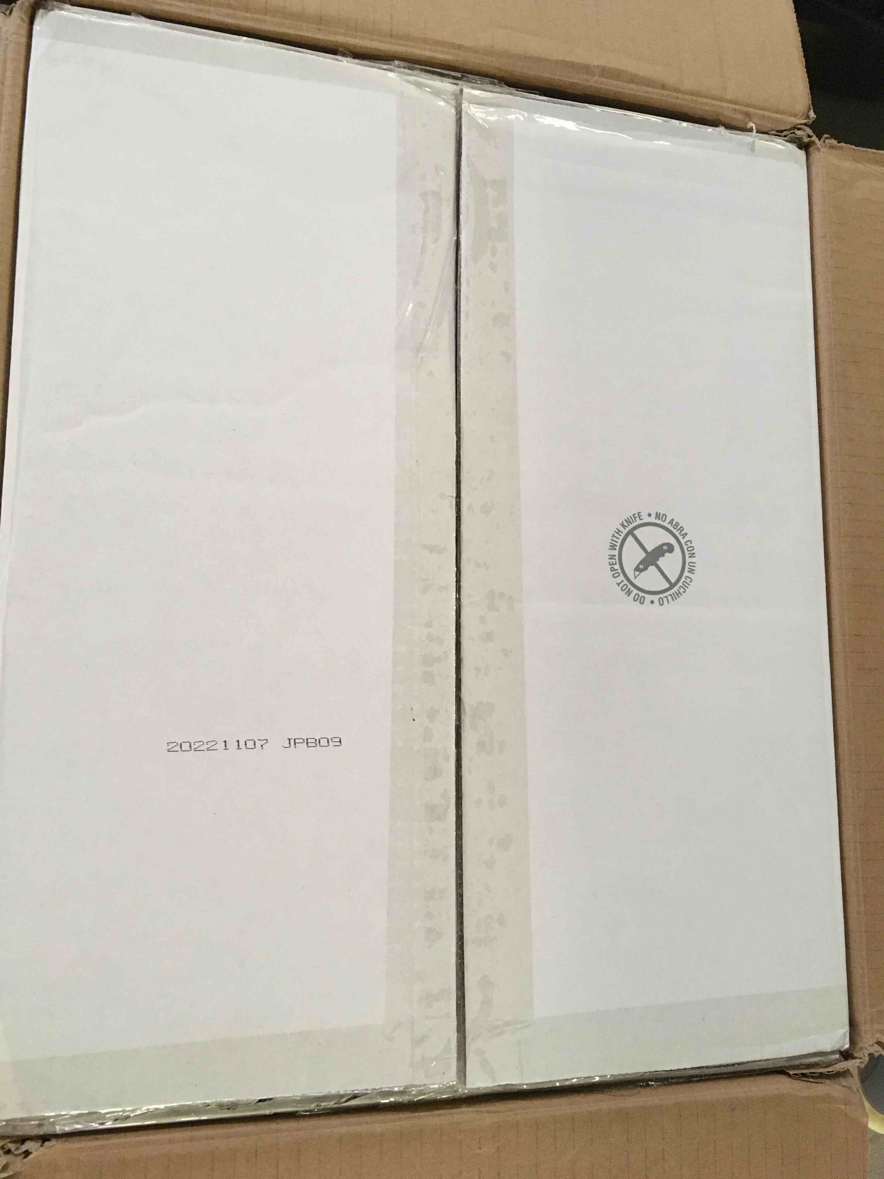 https://s3.amazonaws.com/lotting-images-prod/bidfta/GRN5277526_1690910143800.jpeg