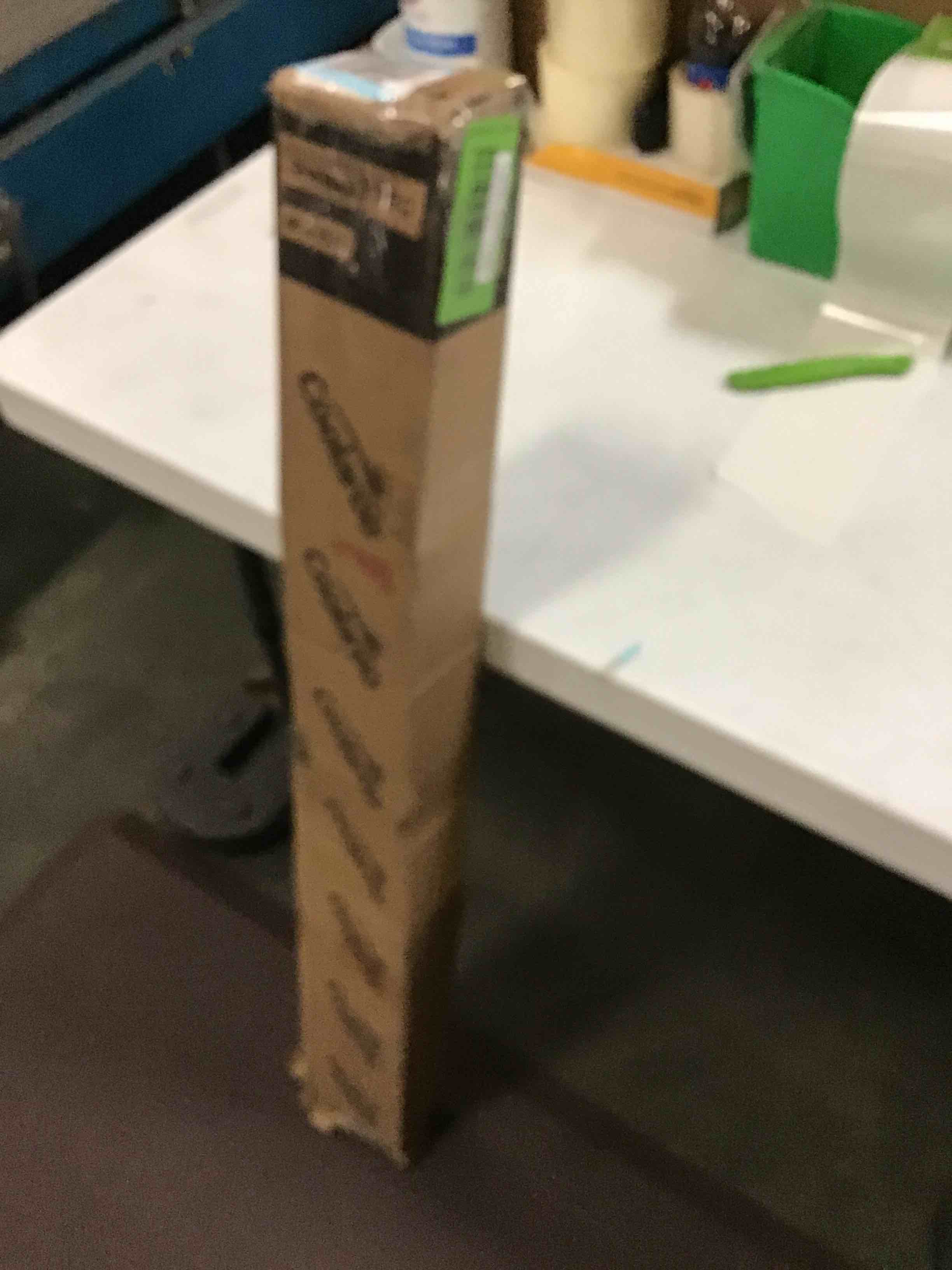 https://s3.amazonaws.com/lotting-images-prod/bidfta/GRN5277585_1690979513795.jpeg