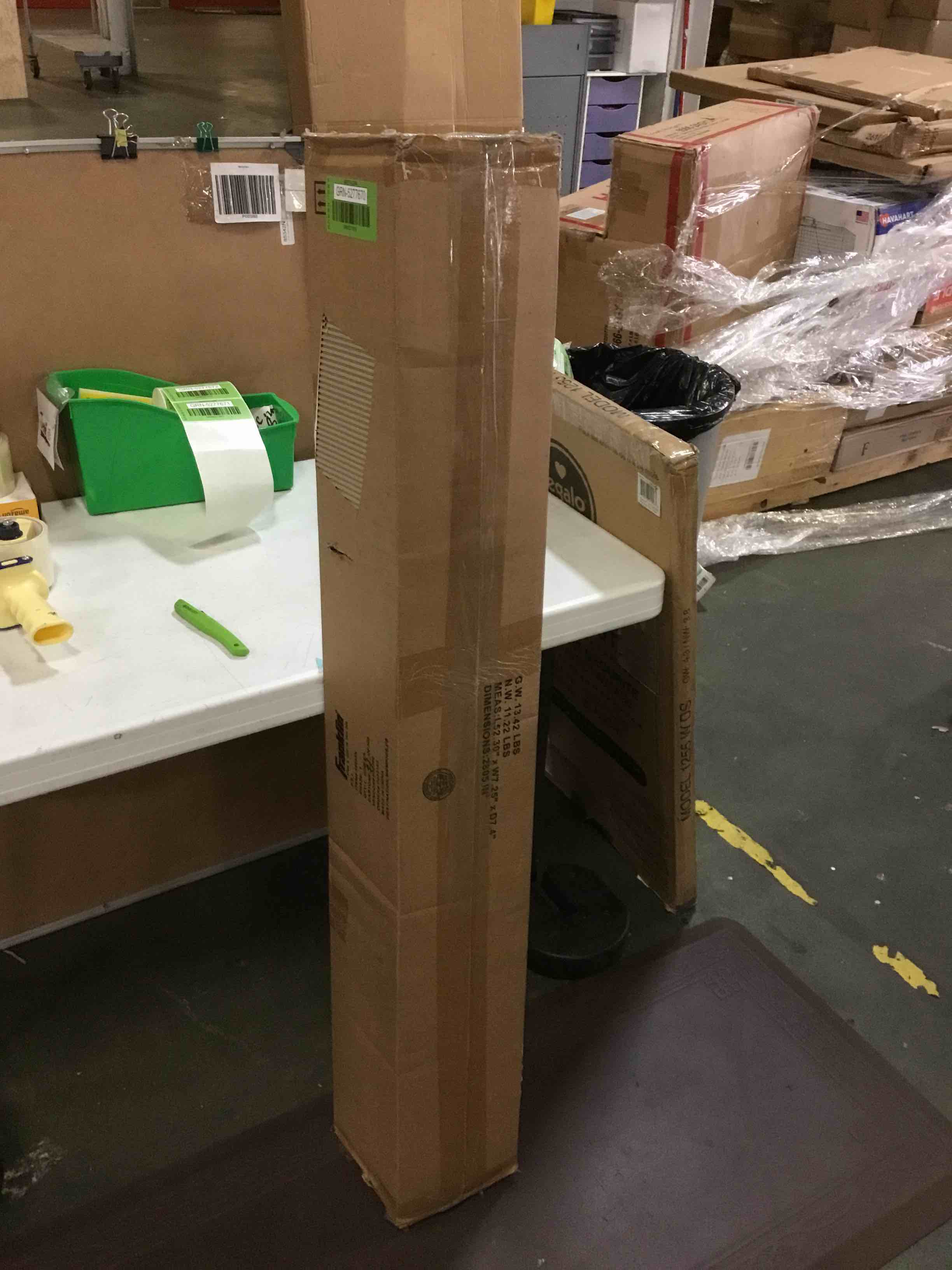 https://s3.amazonaws.com/lotting-images-prod/bidfta/GRN5277670_1691007415642.jpeg