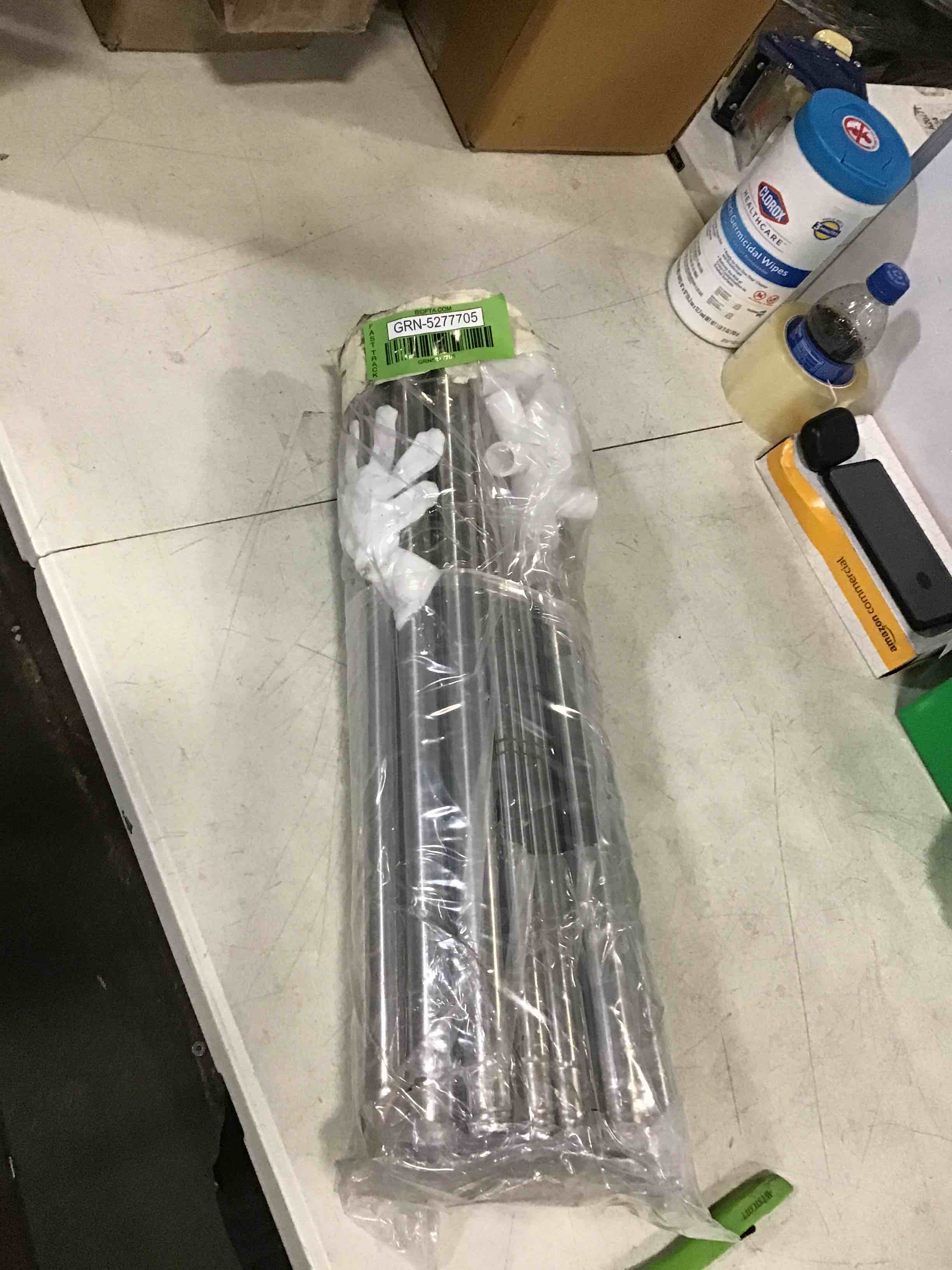 https://s3.amazonaws.com/lotting-images-prod/bidfta/GRN5277705_1691065706482.jpeg