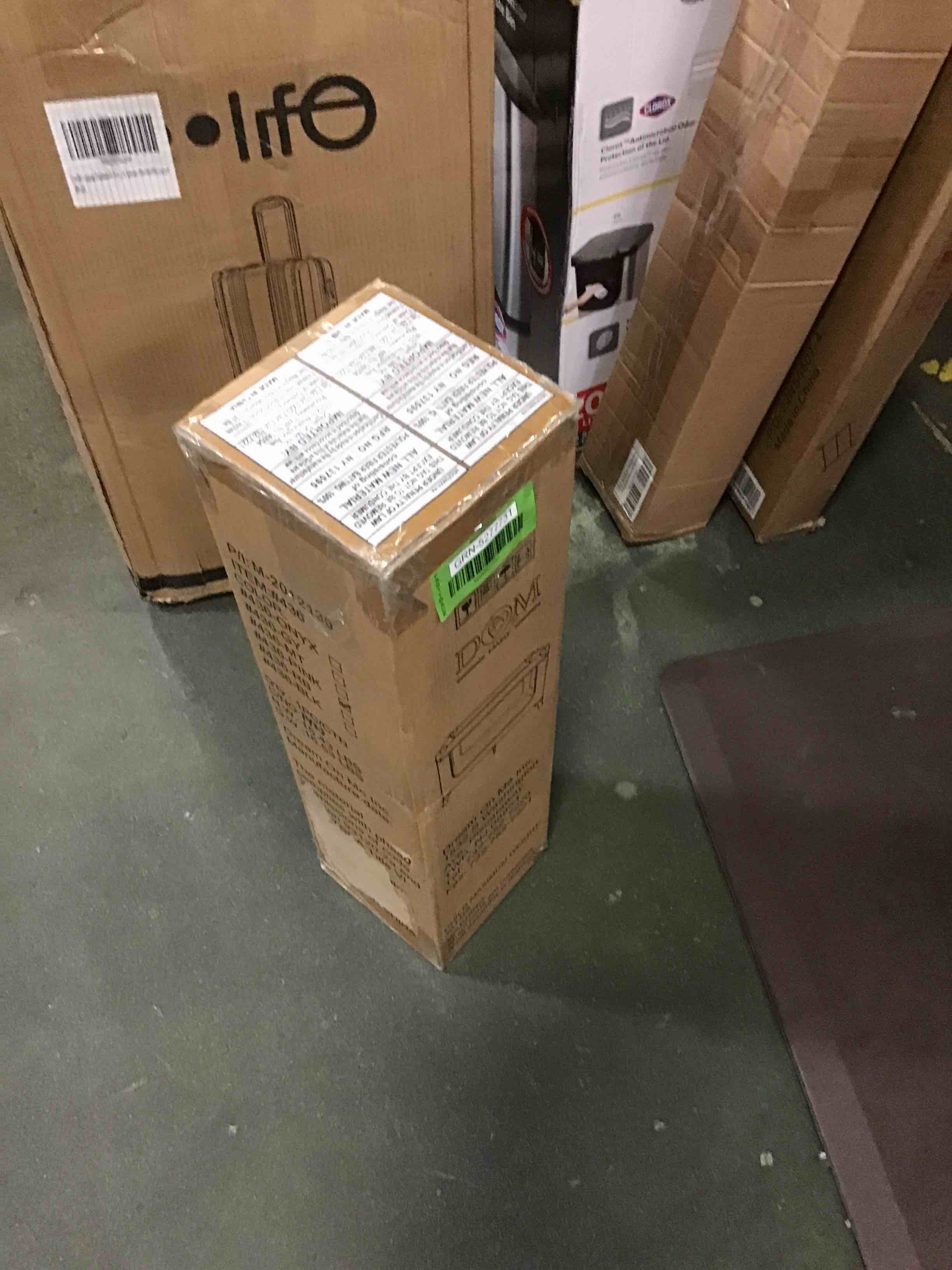 https://s3.amazonaws.com/lotting-images-prod/bidfta/GRN5277731_1691069823501.jpeg