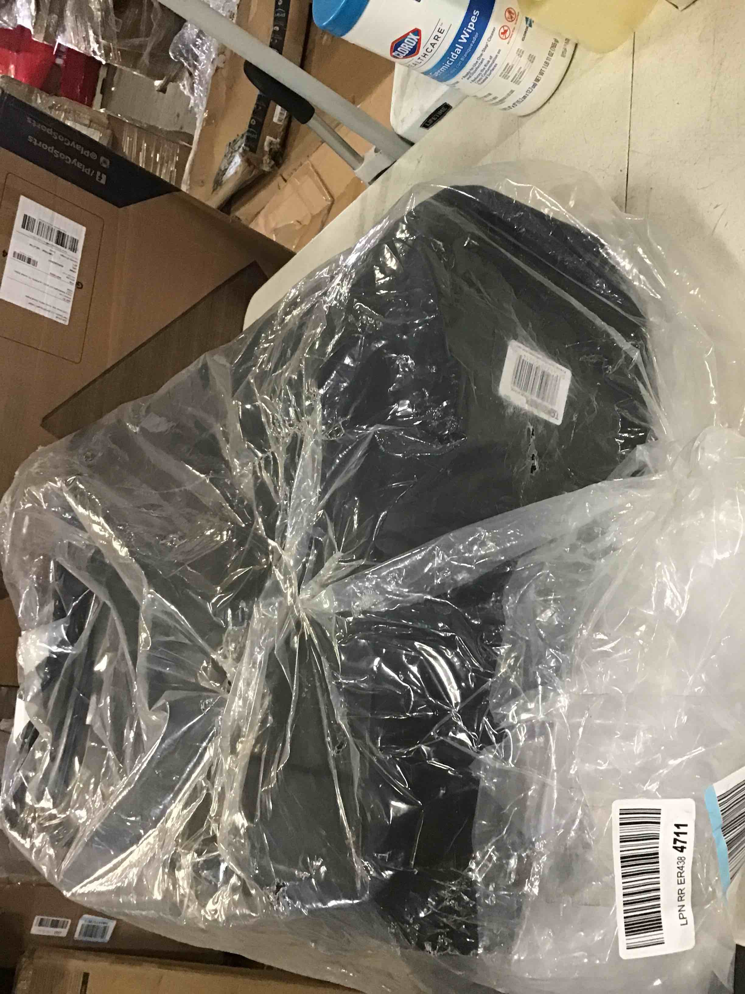 https://s3.amazonaws.com/lotting-images-prod/bidfta/GRN5277747_1691075341650.jpeg