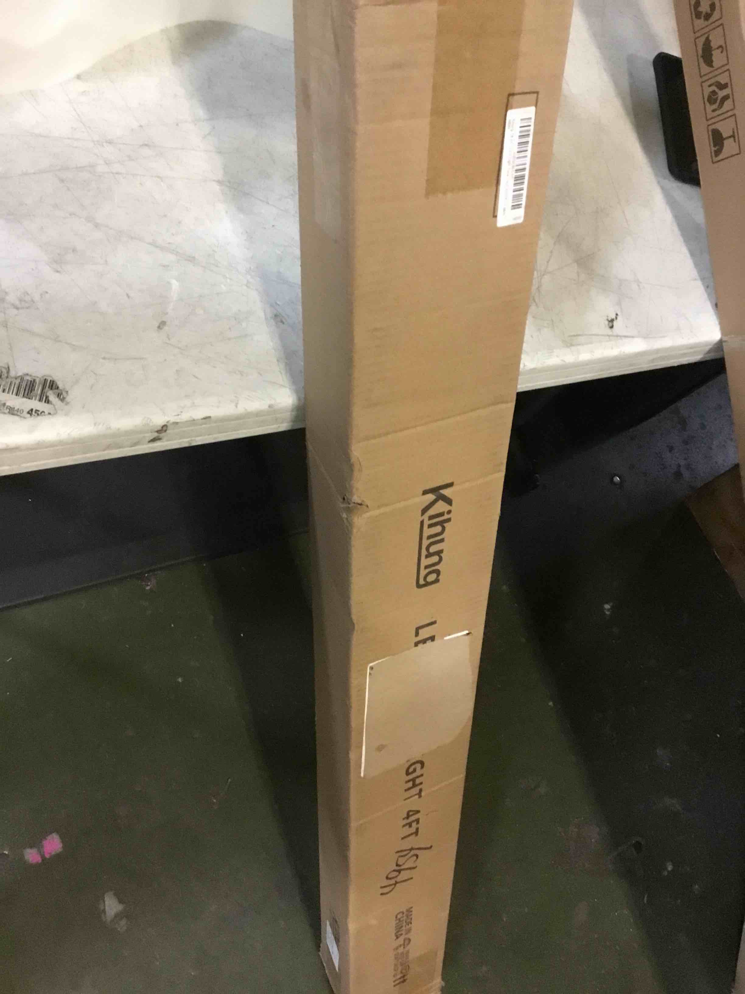 https://s3.amazonaws.com/lotting-images-prod/bidfta/GRN5278538_1692015566617.jpeg