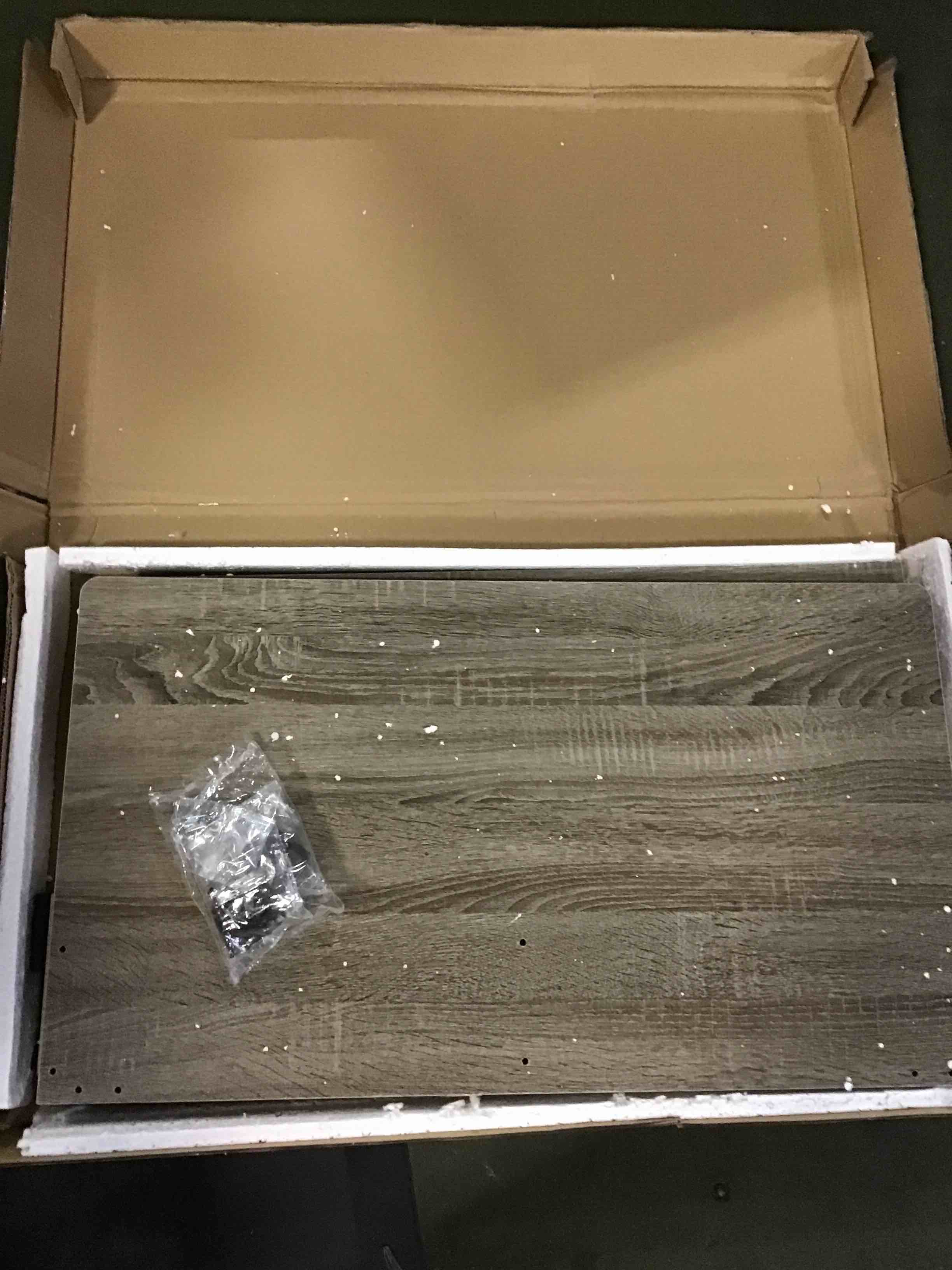 https://s3.amazonaws.com/lotting-images-prod/bidfta/GRN5278821_1692188847309.jpeg