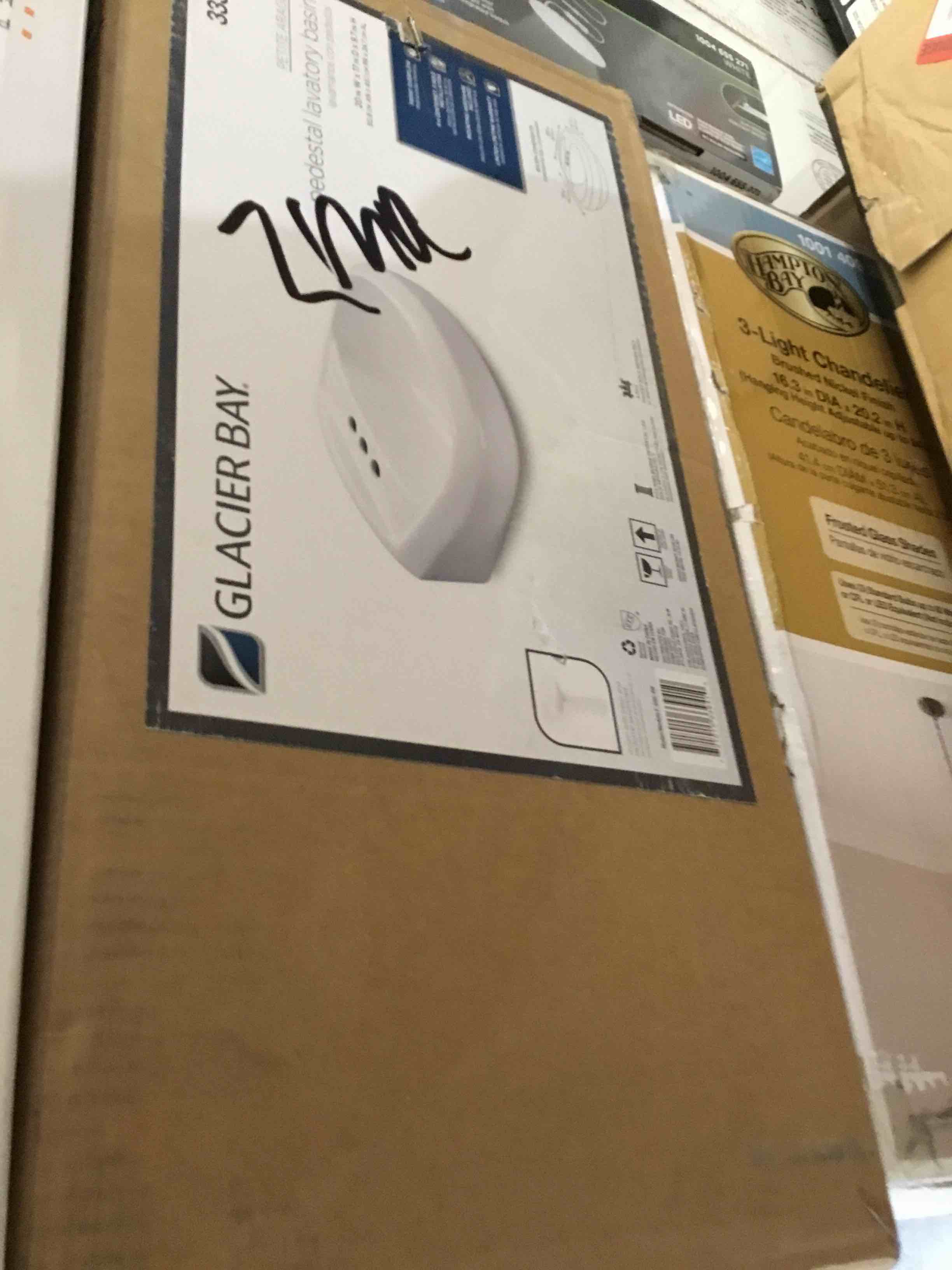 https://s3.amazonaws.com/lotting-images-prod/bidfta/GRN5300131_1694101510372.jpeg