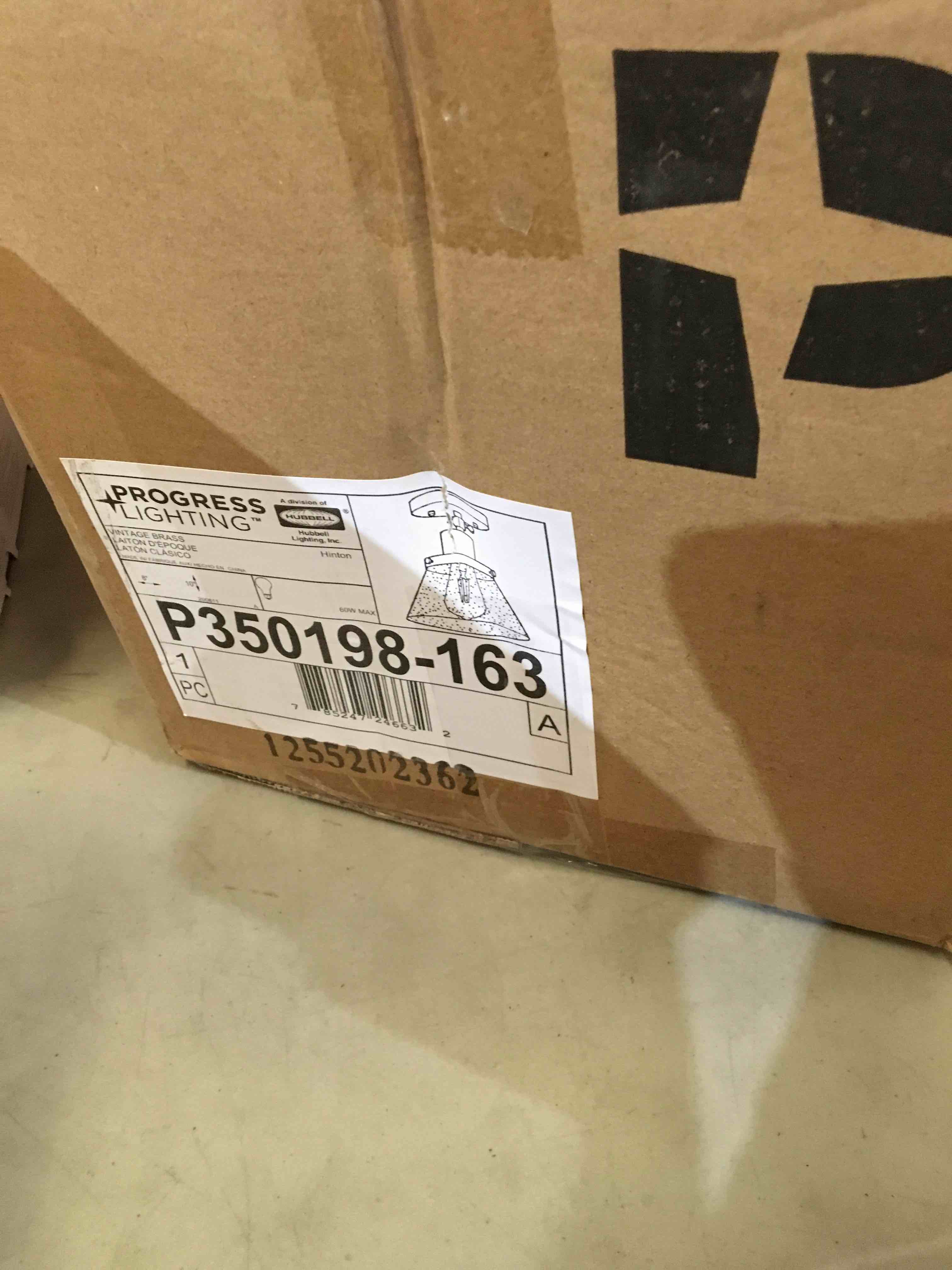 https://s3.amazonaws.com/lotting-images-prod/bidfta/GRN5305387_1694199745344.jpeg