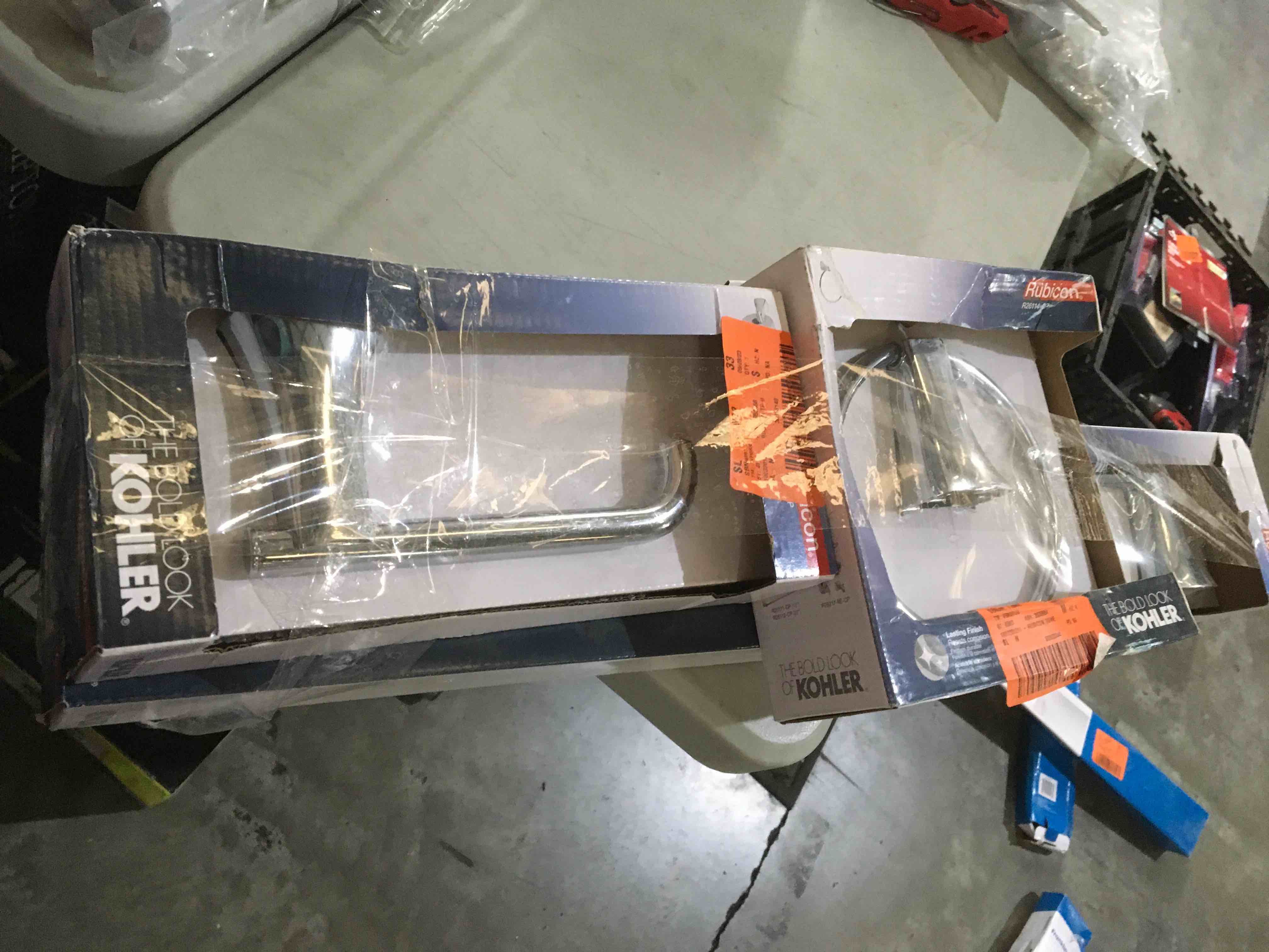 https://s3.amazonaws.com/lotting-images-prod/bidfta/GRN5307036_1697737618672.jpeg