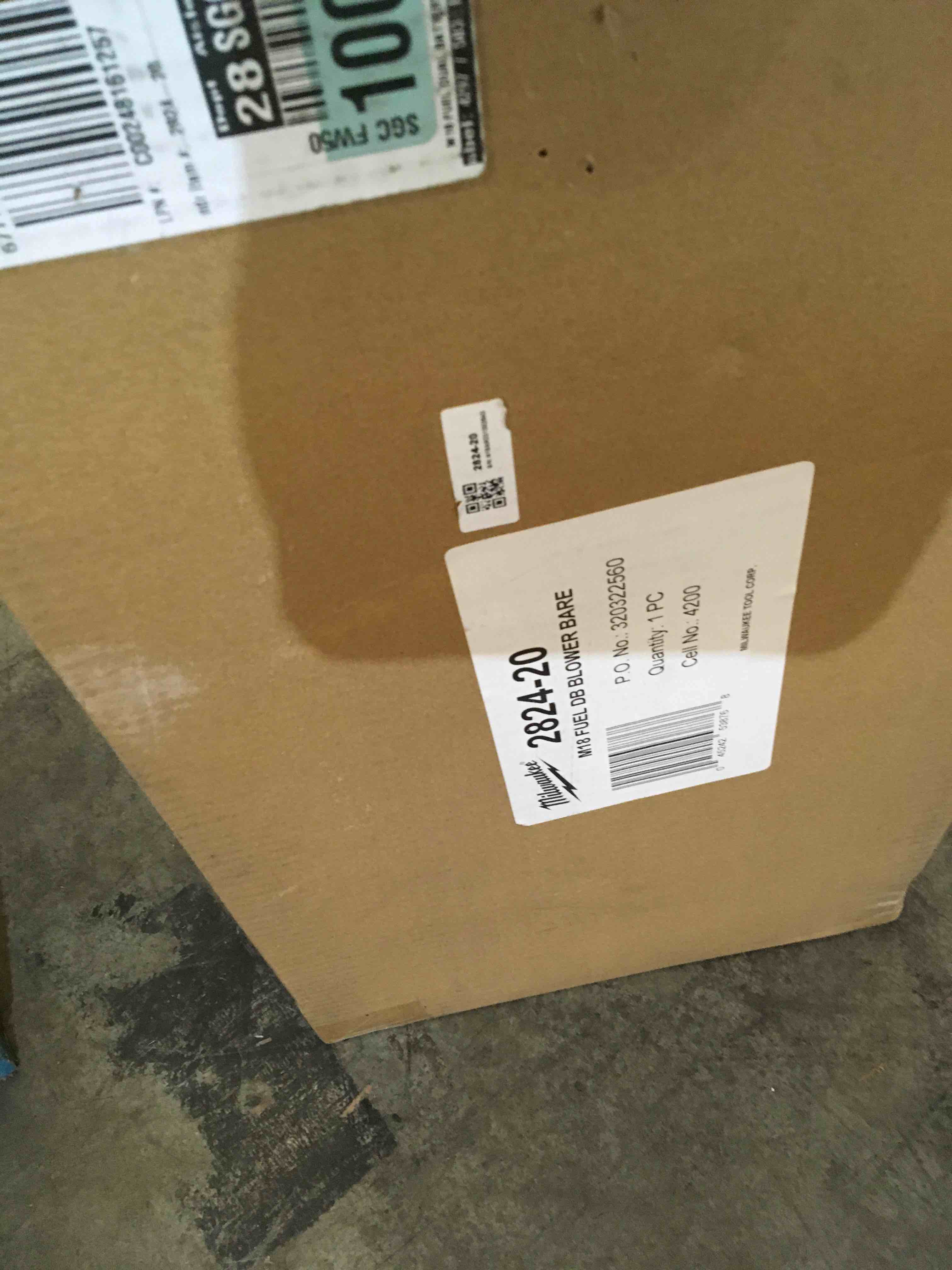 https://s3.amazonaws.com/lotting-images-prod/bidfta/GRN5309825_1695310684090.jpeg