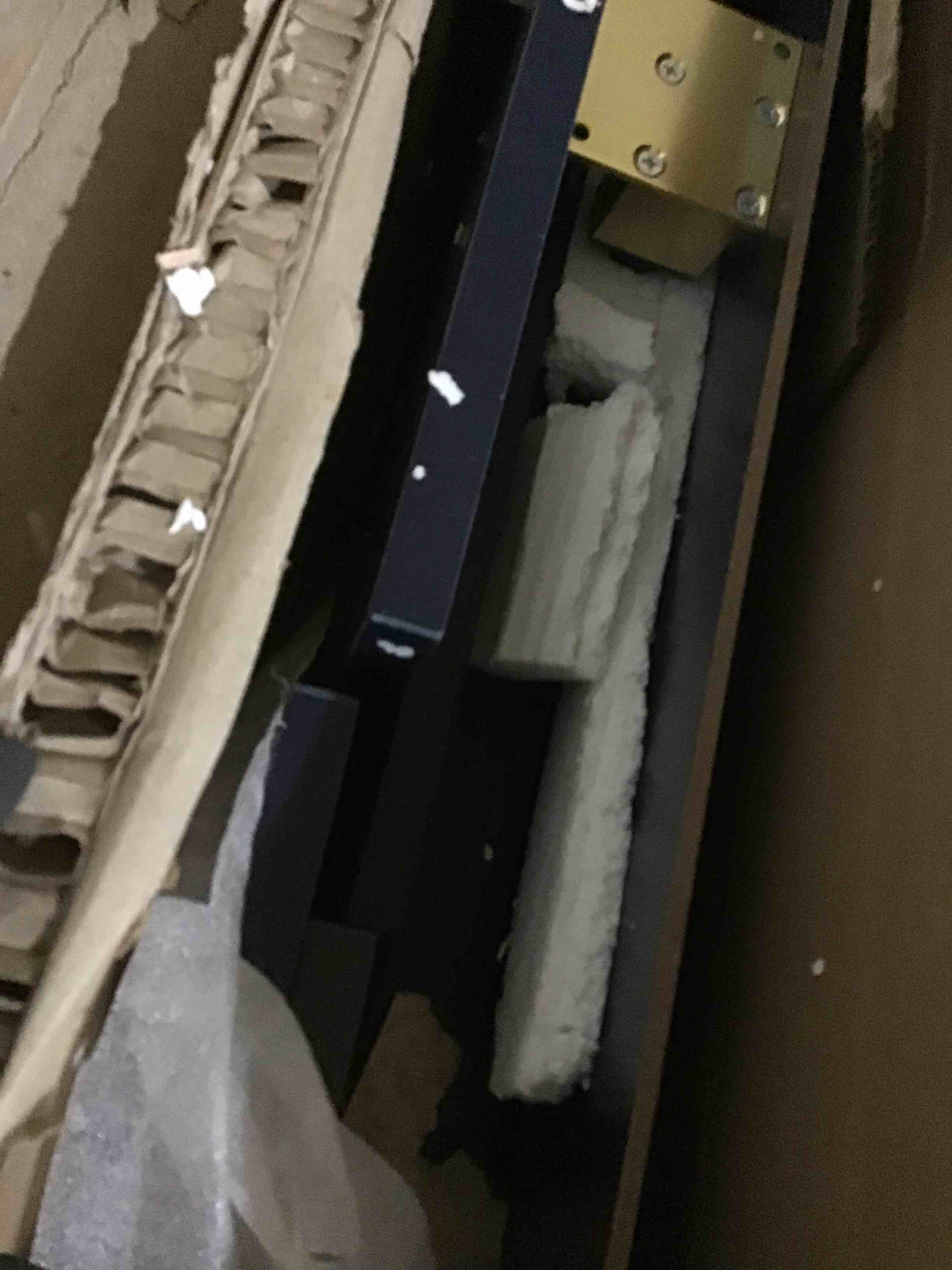 https://s3.amazonaws.com/lotting-images-prod/bidfta/GRN5315669_1711039582375.jpeg