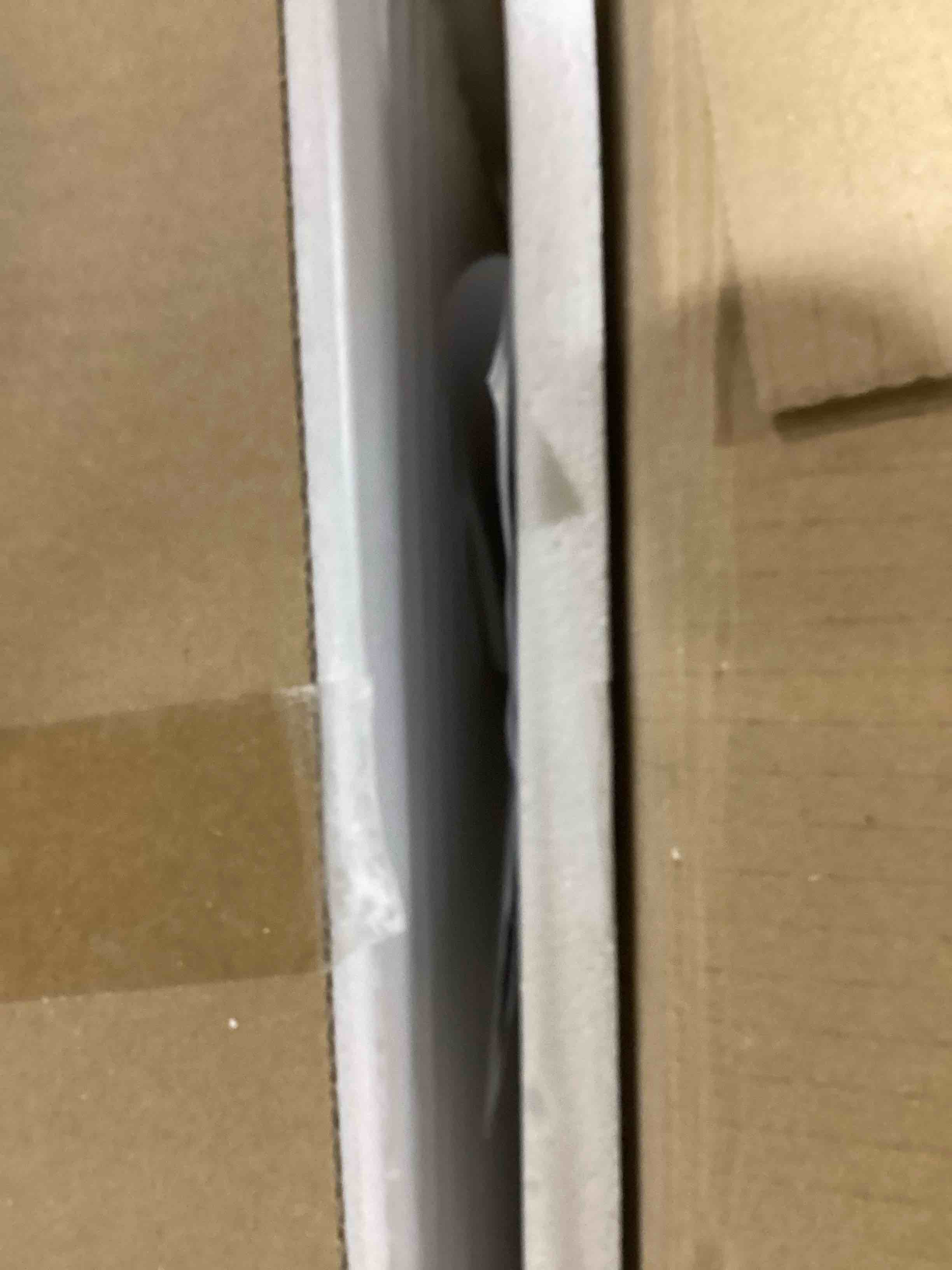 https://s3.amazonaws.com/lotting-images-prod/bidfta/GRN5317801_1711132158502.jpeg
