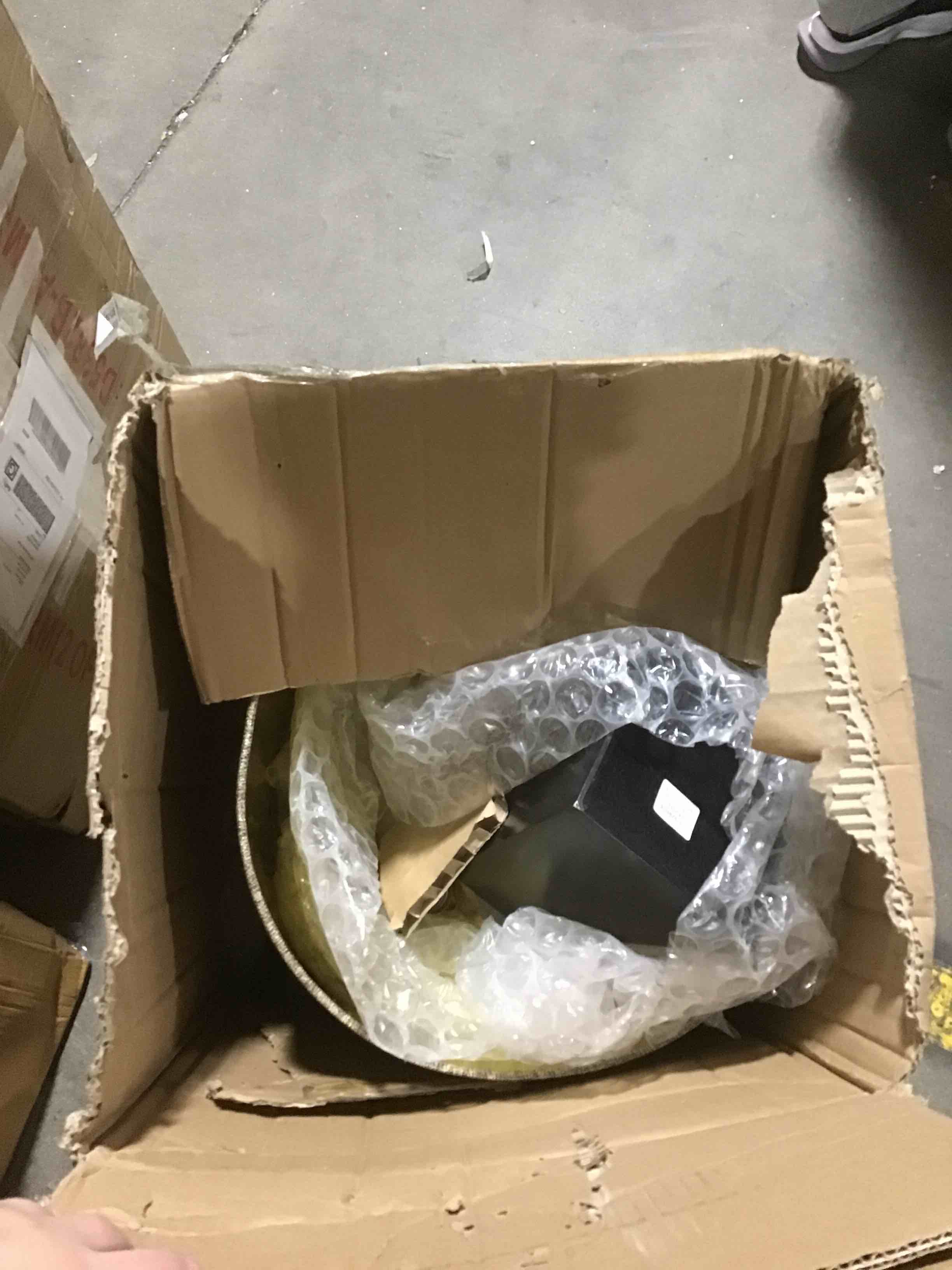 https://s3.amazonaws.com/lotting-images-prod/bidfta/GRN5318763_1712324025636.jpeg