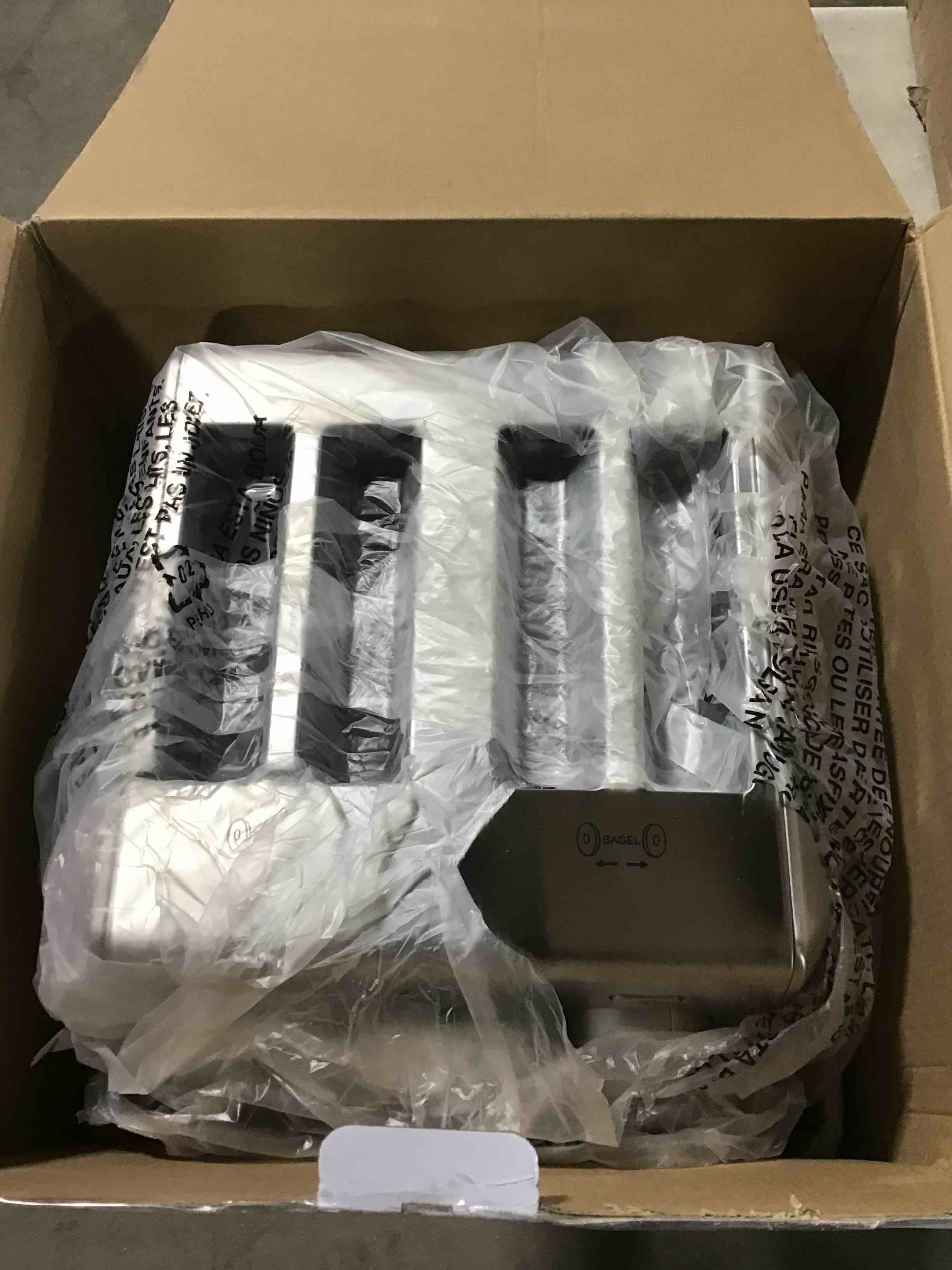 https://s3.amazonaws.com/lotting-images-prod/bidfta/GRN5320715_1710423899775.jpeg