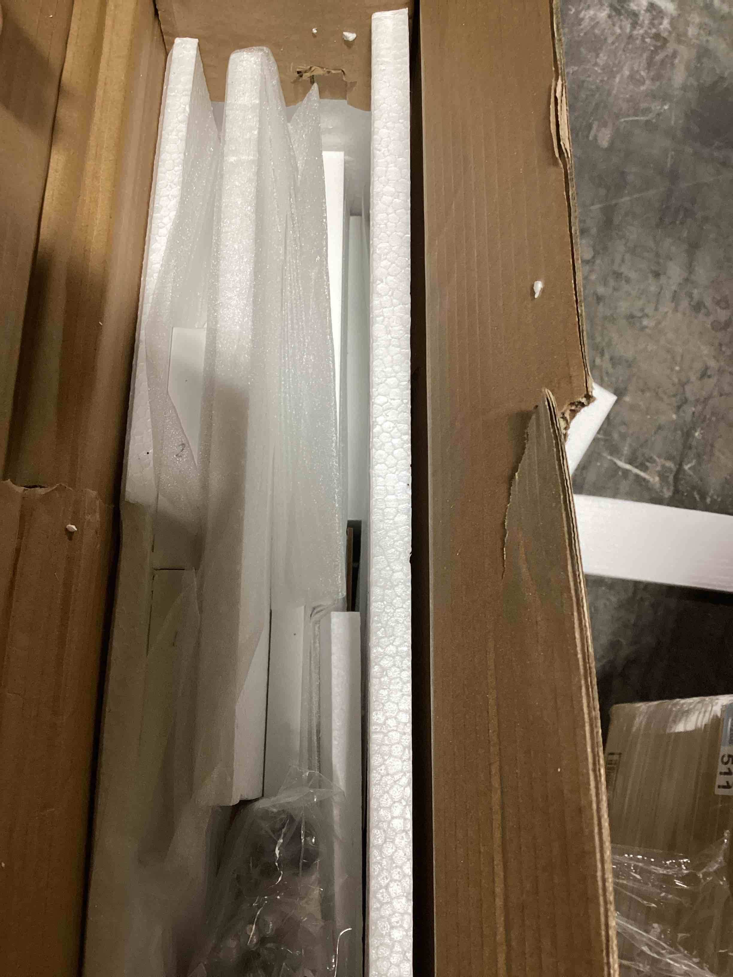 https://s3.amazonaws.com/lotting-images-prod/bidfta/GRN5321169_1709916202210.jpeg