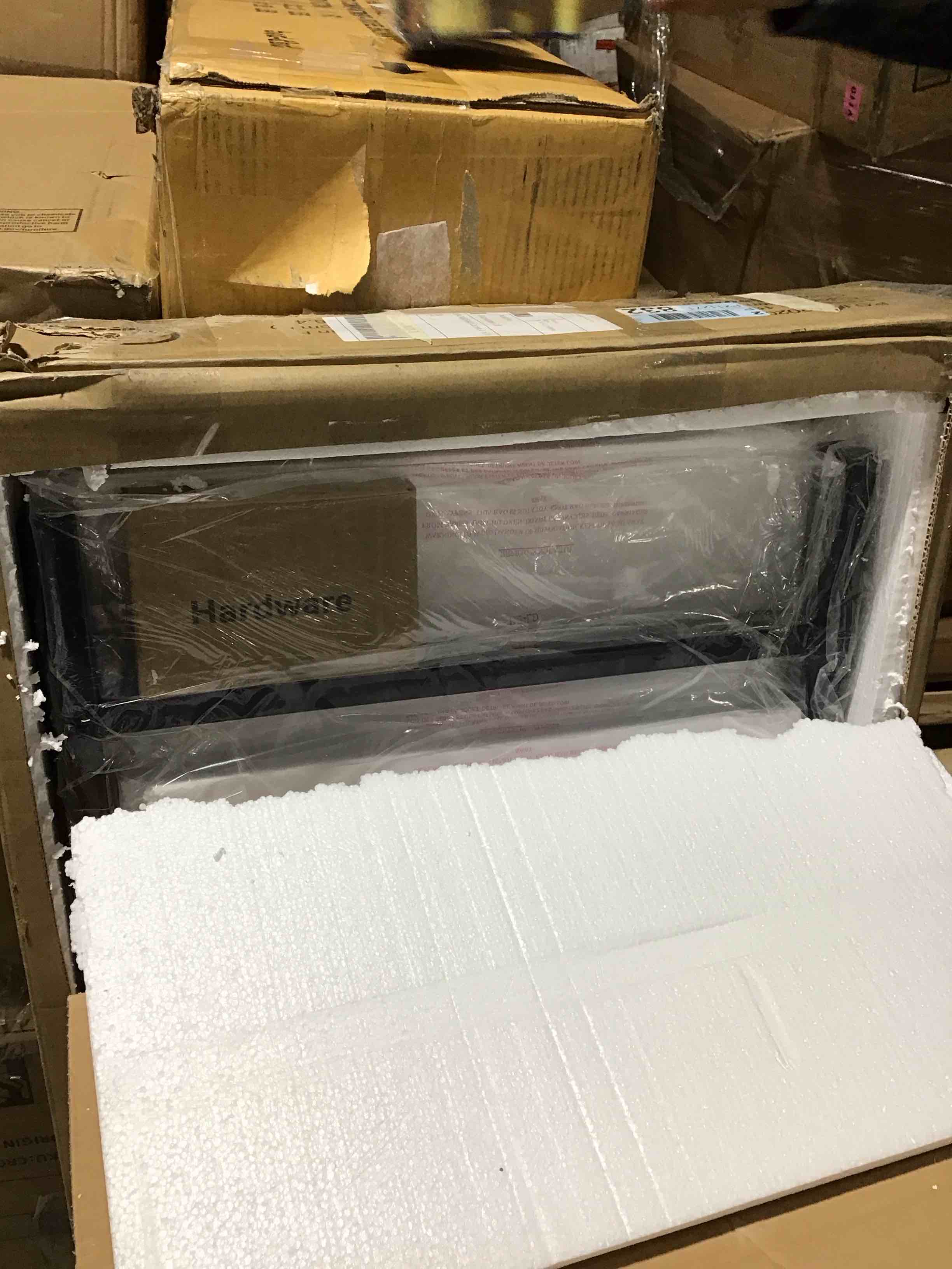 https://s3.amazonaws.com/lotting-images-prod/bidfta/GRN5322939_1709914860983.jpeg