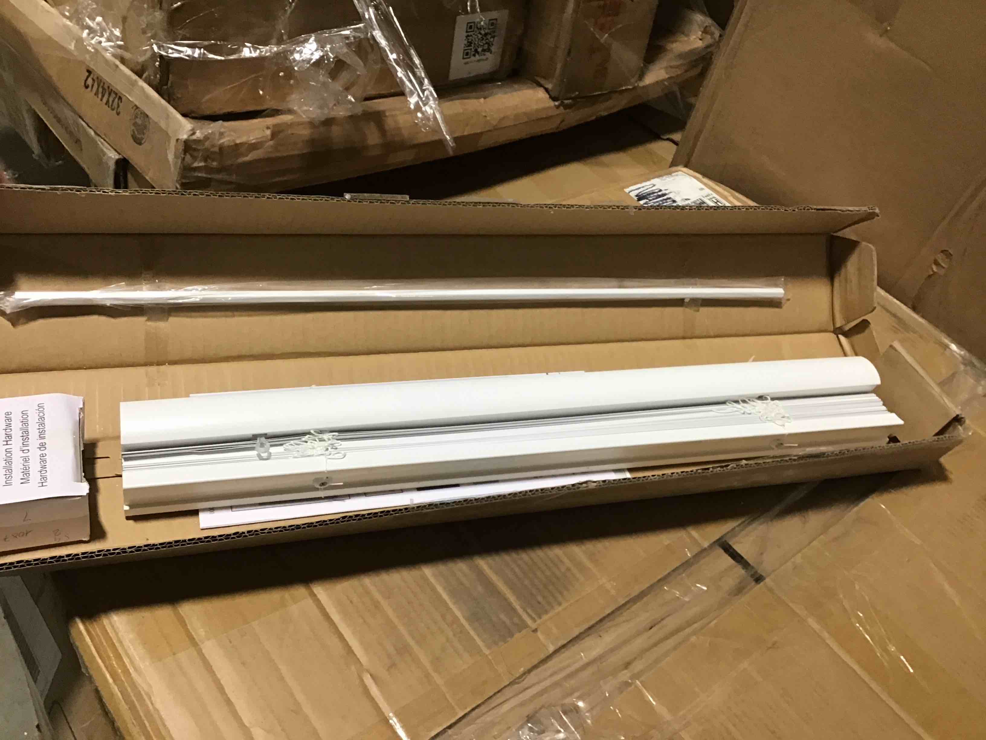https://s3.amazonaws.com/lotting-images-prod/bidfta/GRN5322945_1709915366690.jpeg