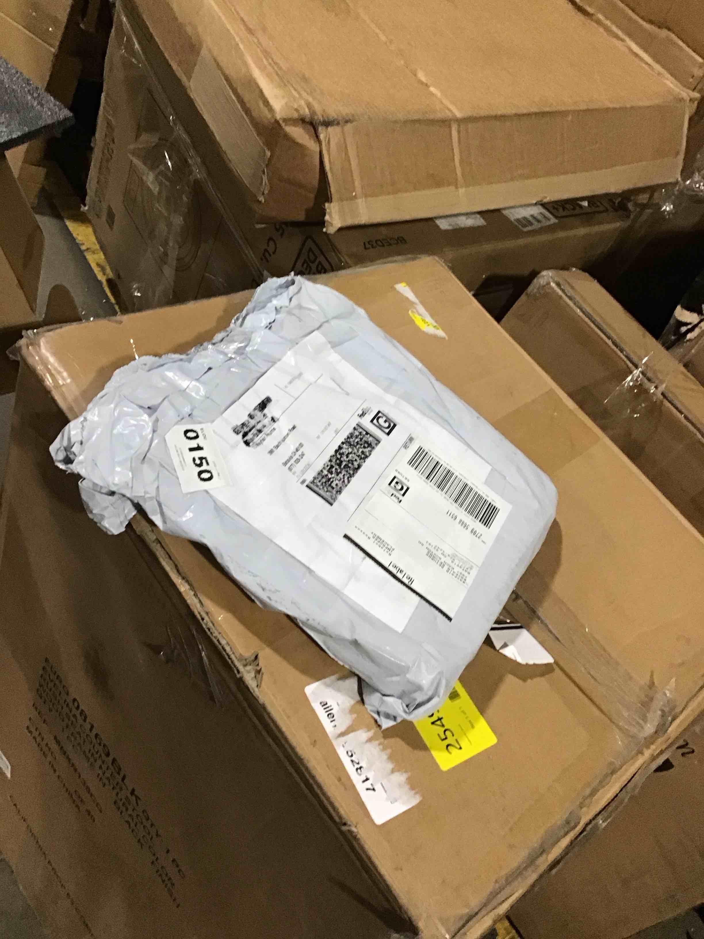 https://s3.amazonaws.com/lotting-images-prod/bidfta/GRN5323183_1710245264480.jpeg