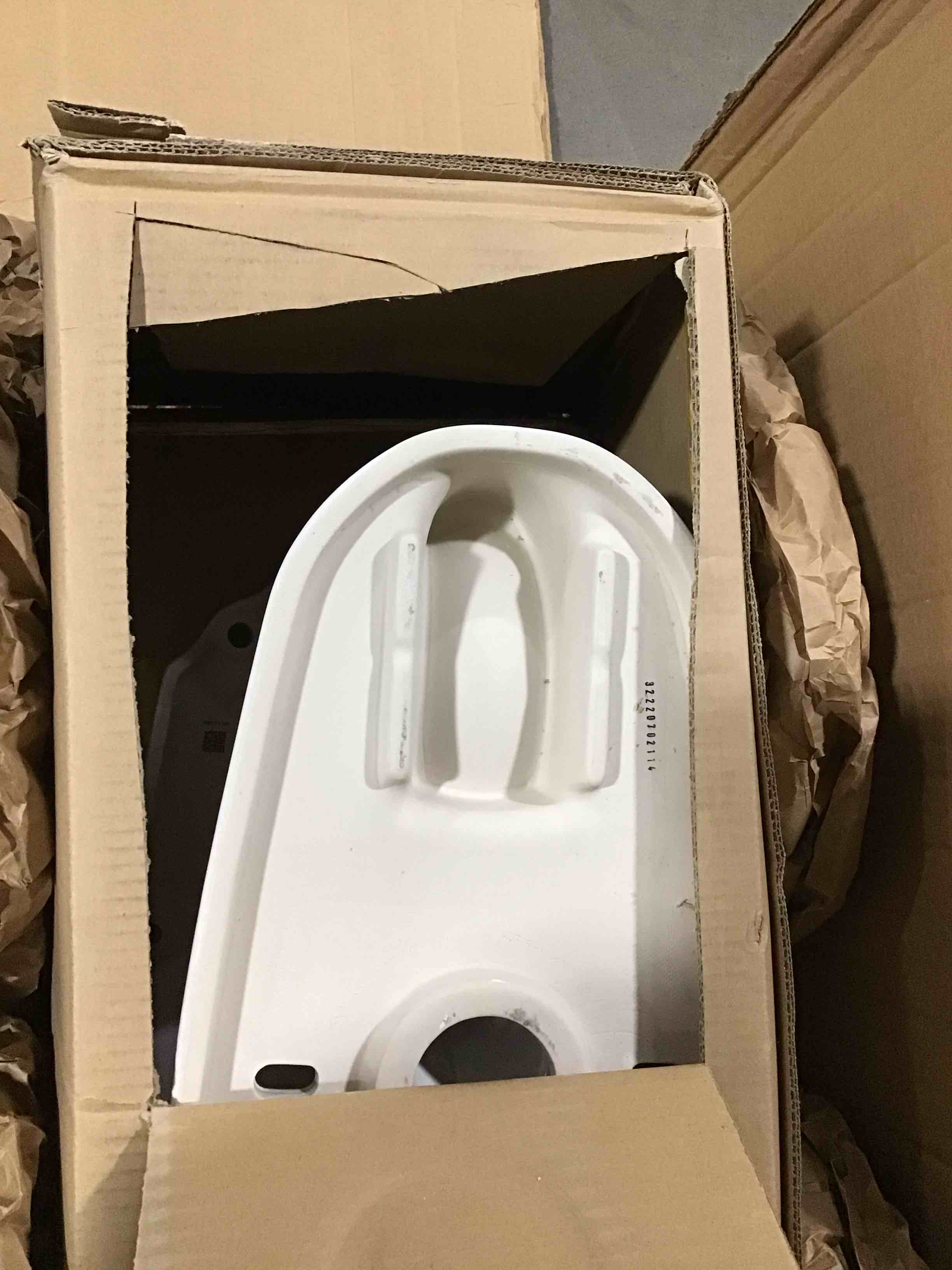 https://s3.amazonaws.com/lotting-images-prod/bidfta/GRN5323203_1710247517802.jpeg