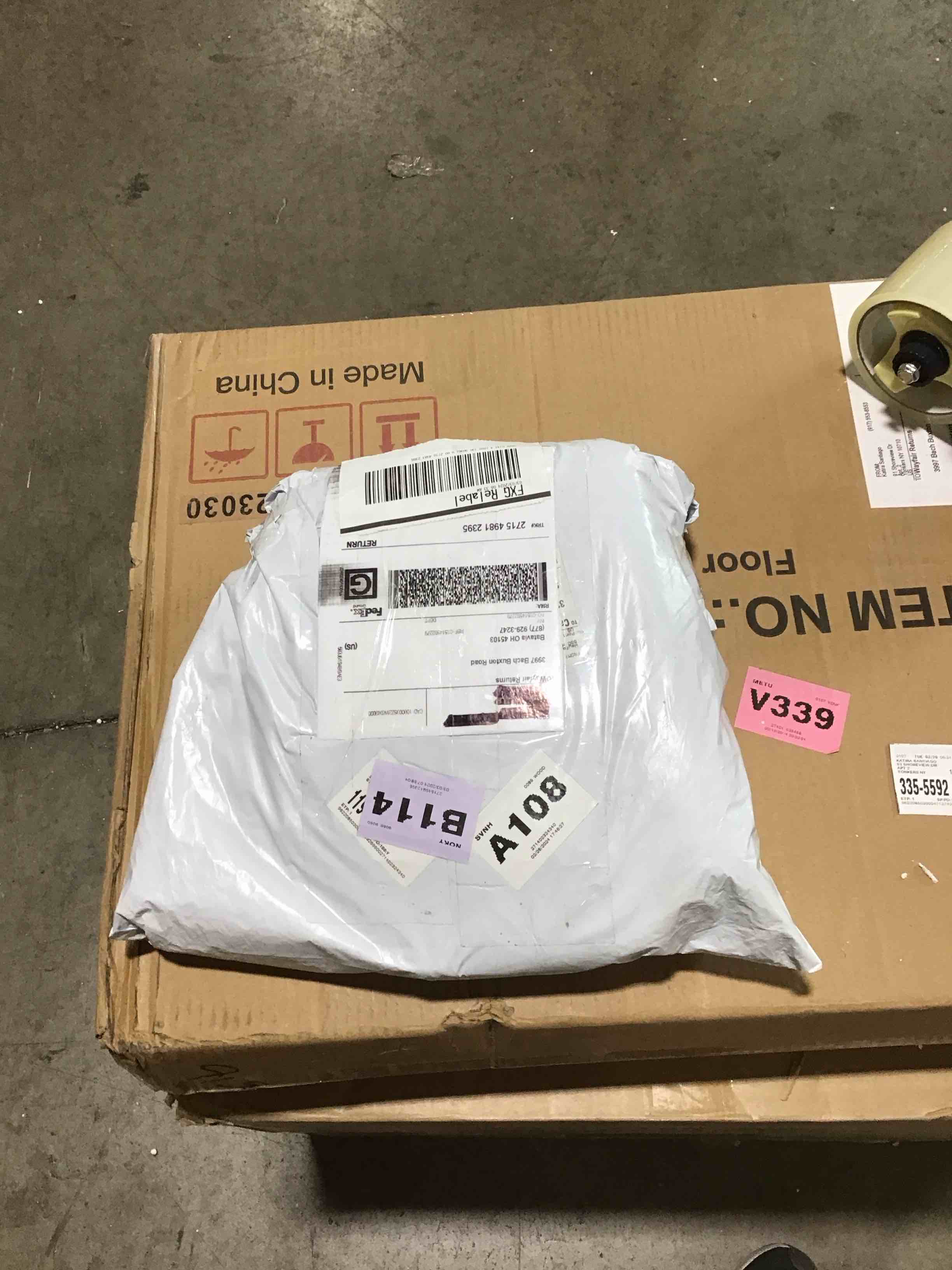 https://s3.amazonaws.com/lotting-images-prod/bidfta/GRN5323455_1710341007994.jpeg
