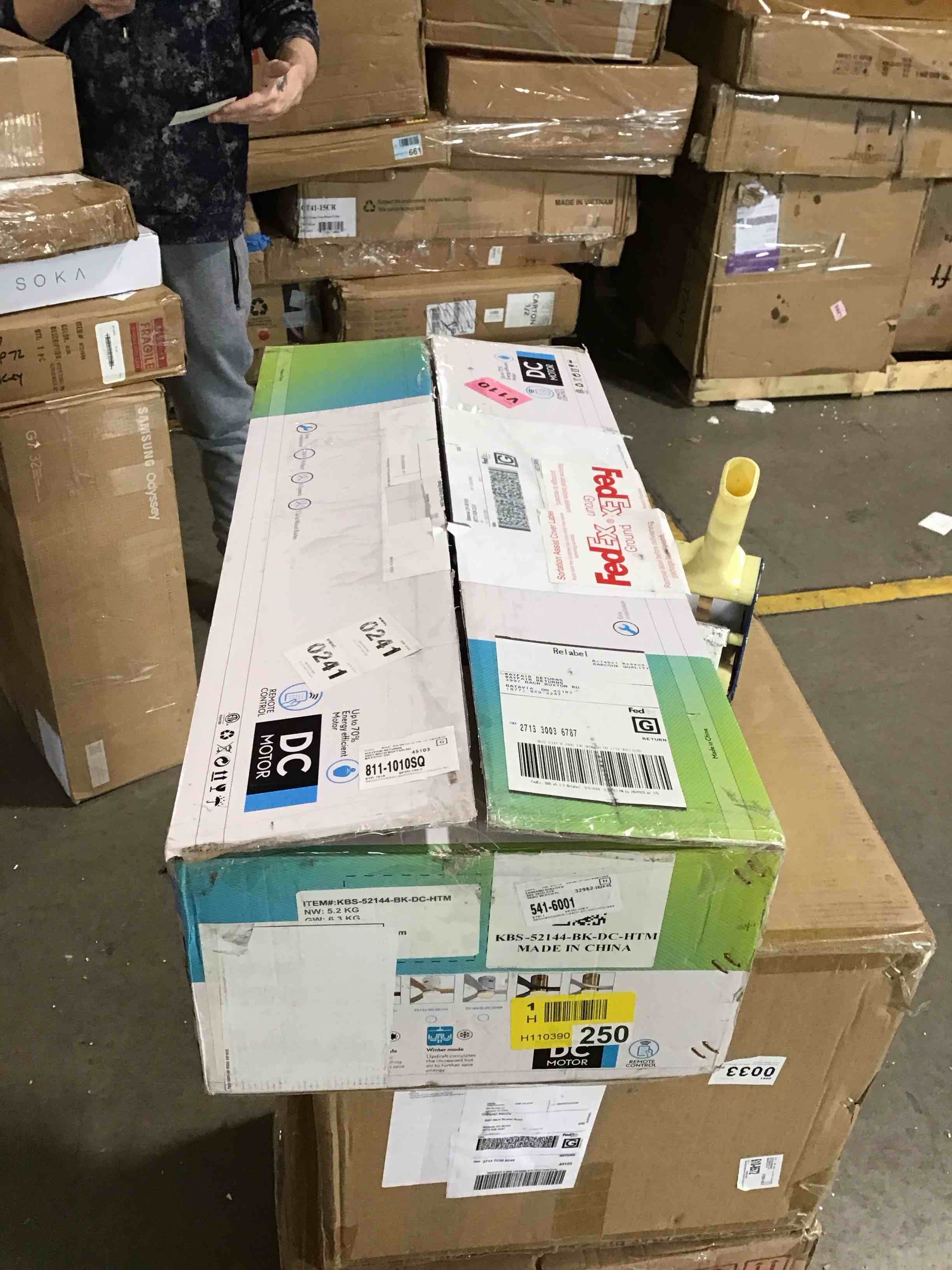 https://s3.amazonaws.com/lotting-images-prod/bidfta/GRN5323491_1710344464882.jpeg