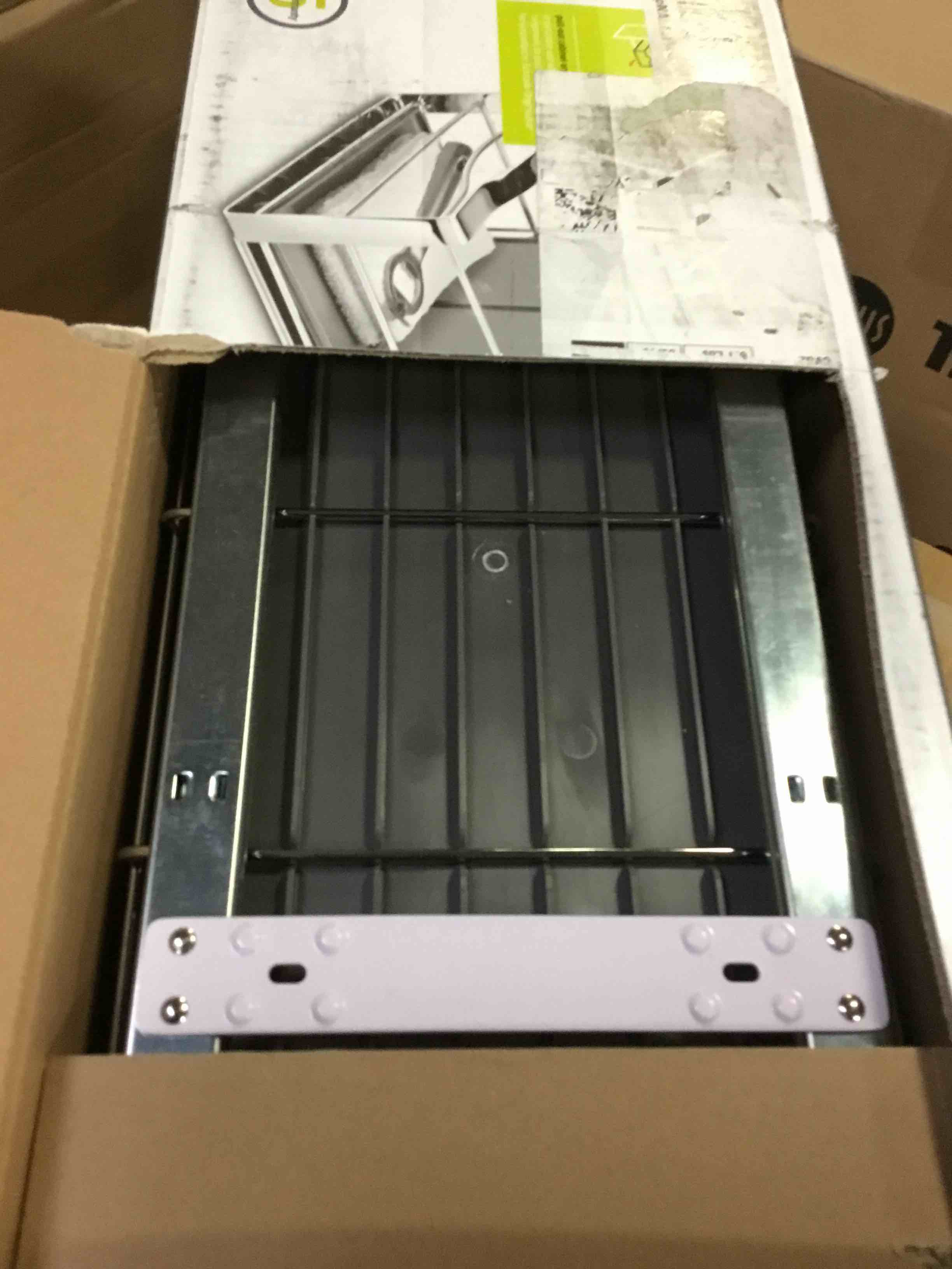 https://s3.amazonaws.com/lotting-images-prod/bidfta/GRN5330191_1687877038239.jpeg