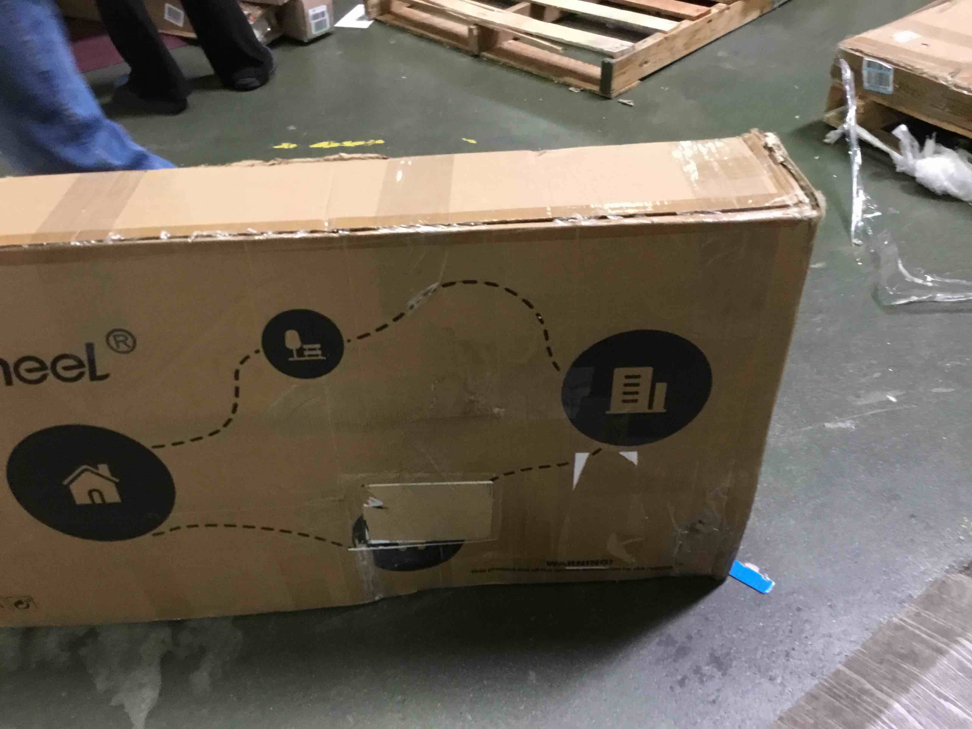 https://s3.amazonaws.com/lotting-images-prod/bidfta/GRN5330454_1687975873590.jpeg