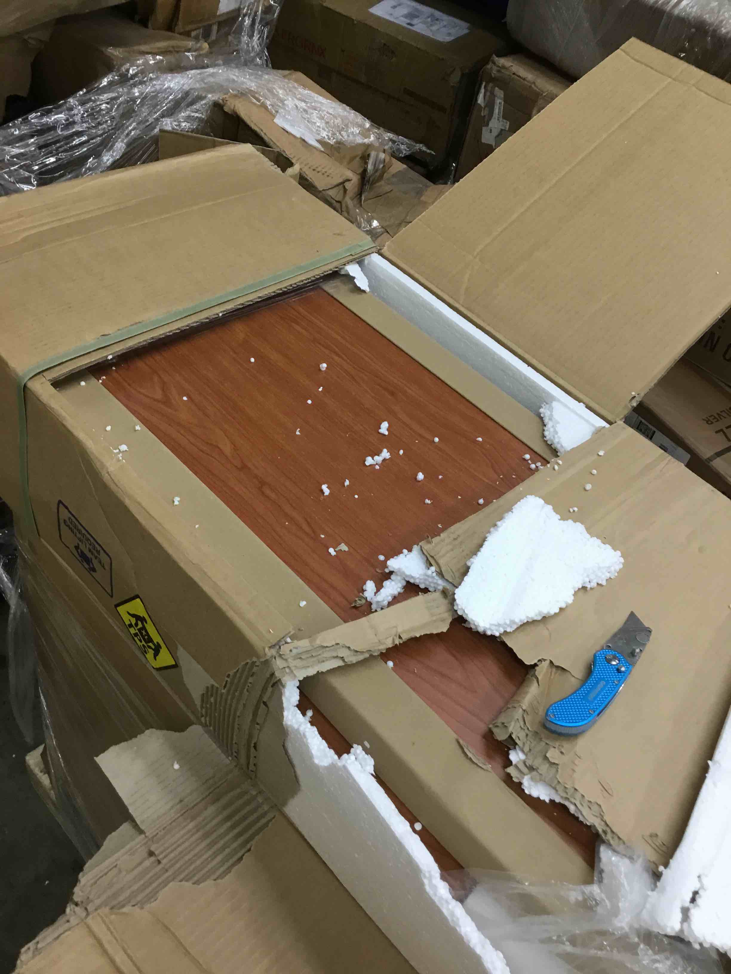 https://s3.amazonaws.com/lotting-images-prod/bidfta/GRN5331613_1694091940563.jpeg