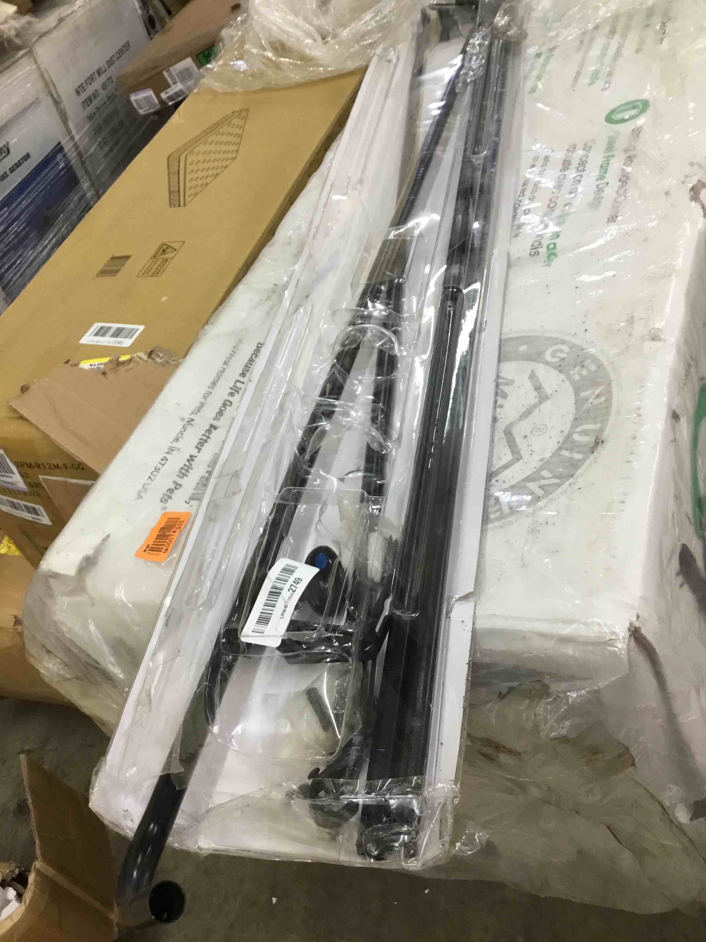 https://s3.amazonaws.com/lotting-images-prod/bidfta/GRN5331627_1694097362330.jpeg