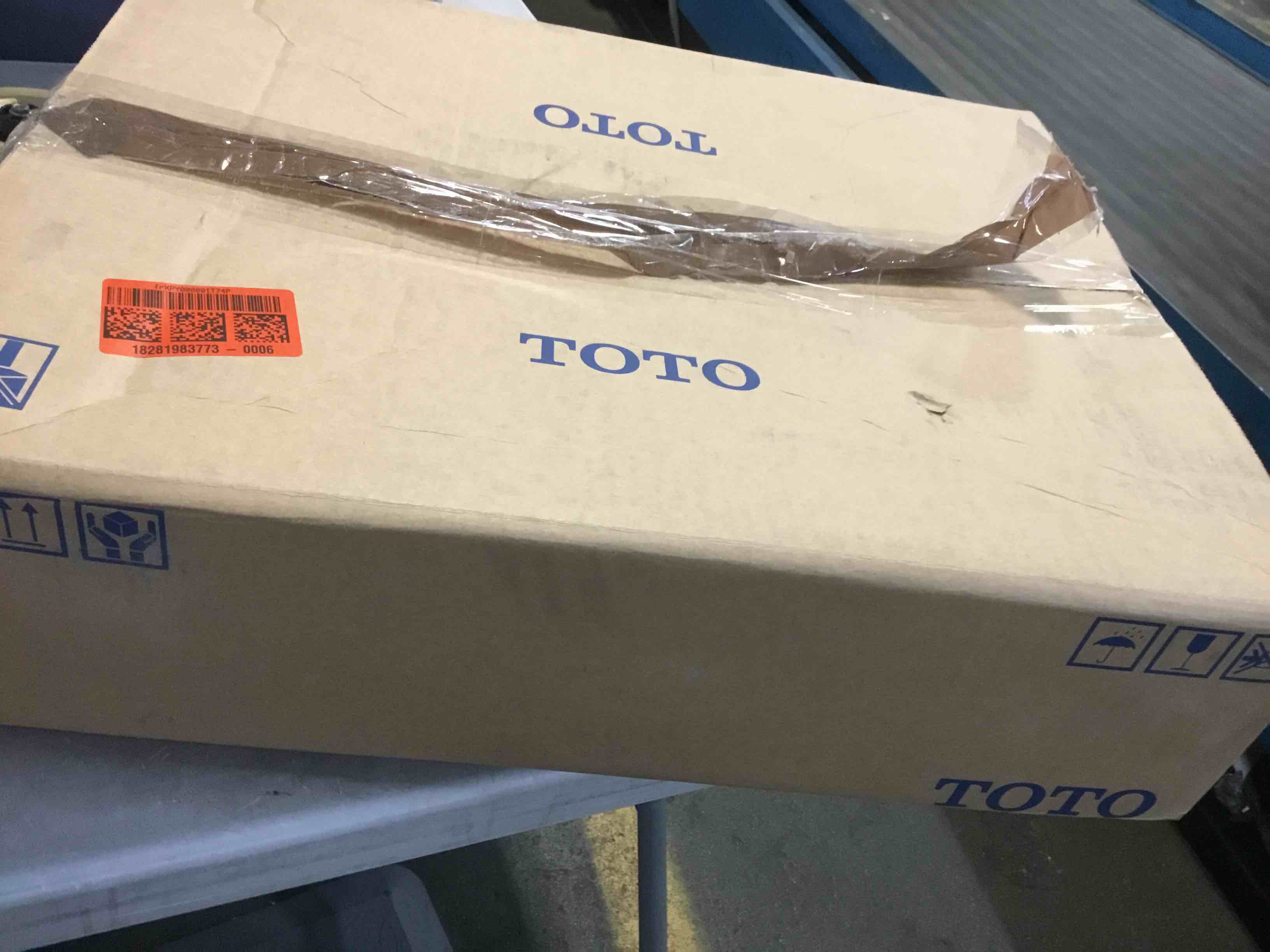 https://s3.amazonaws.com/lotting-images-prod/bidfta/GRN5337184_1689772788215.jpeg