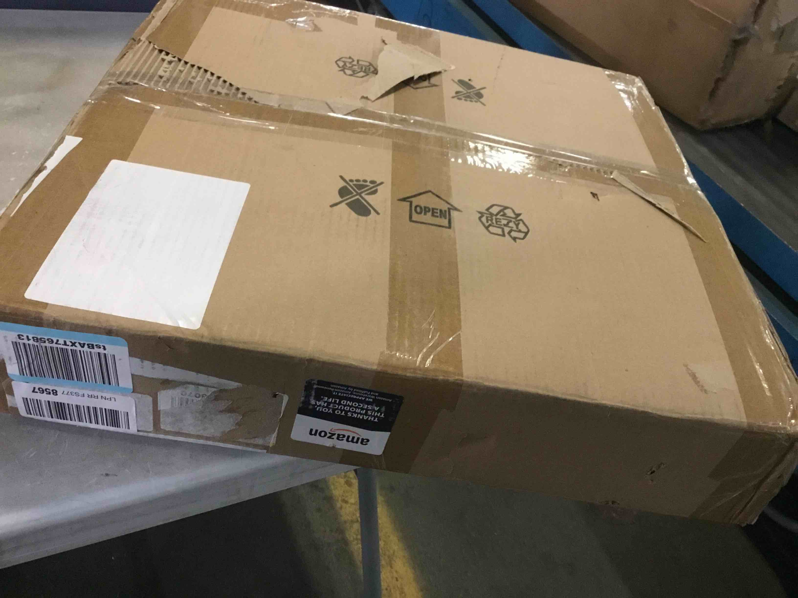 https://s3.amazonaws.com/lotting-images-prod/bidfta/GRN5337382_1689794801745.jpeg