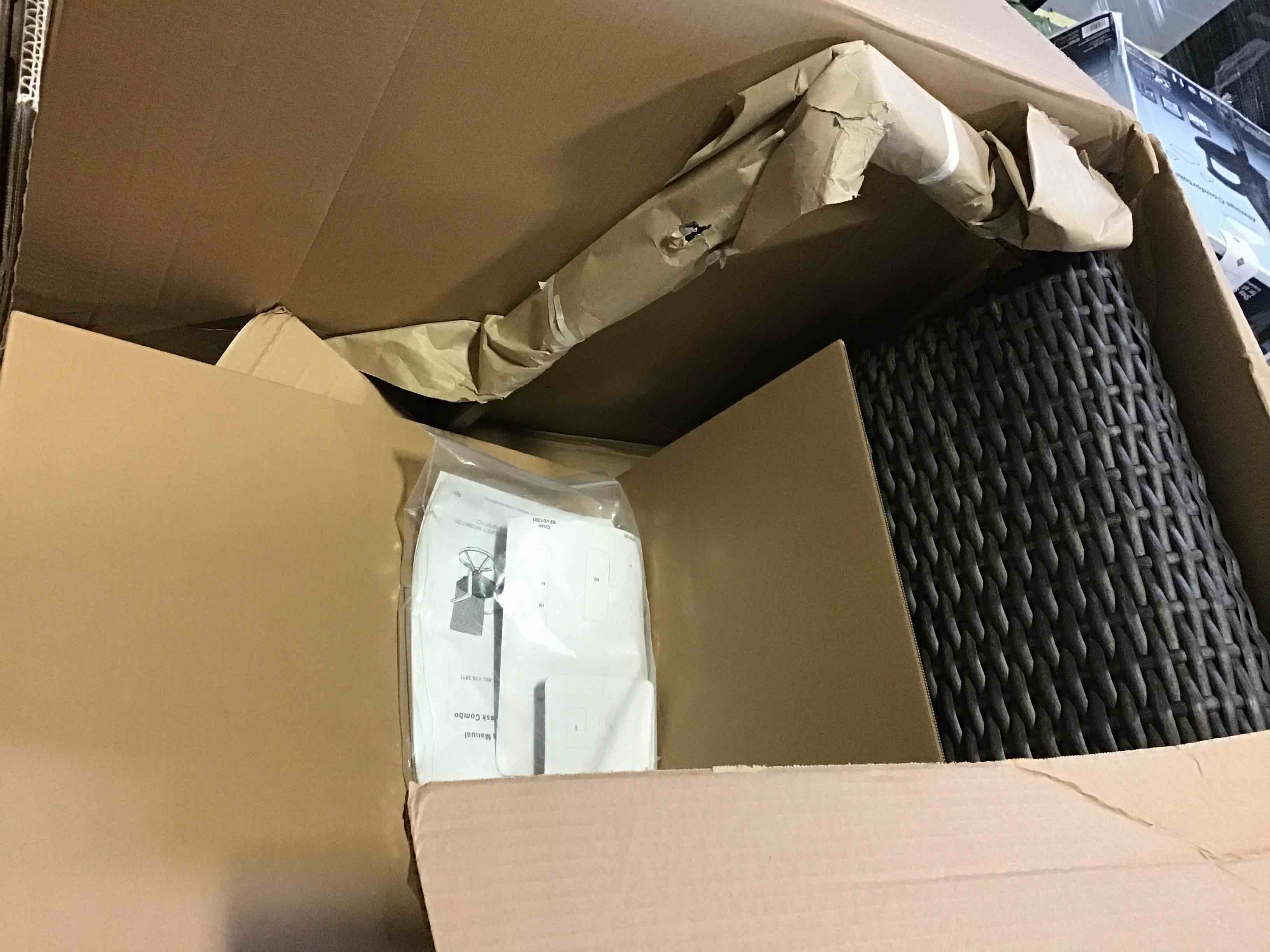 https://s3.amazonaws.com/lotting-images-prod/bidfta/GRN5346920_1693504422492.jpeg