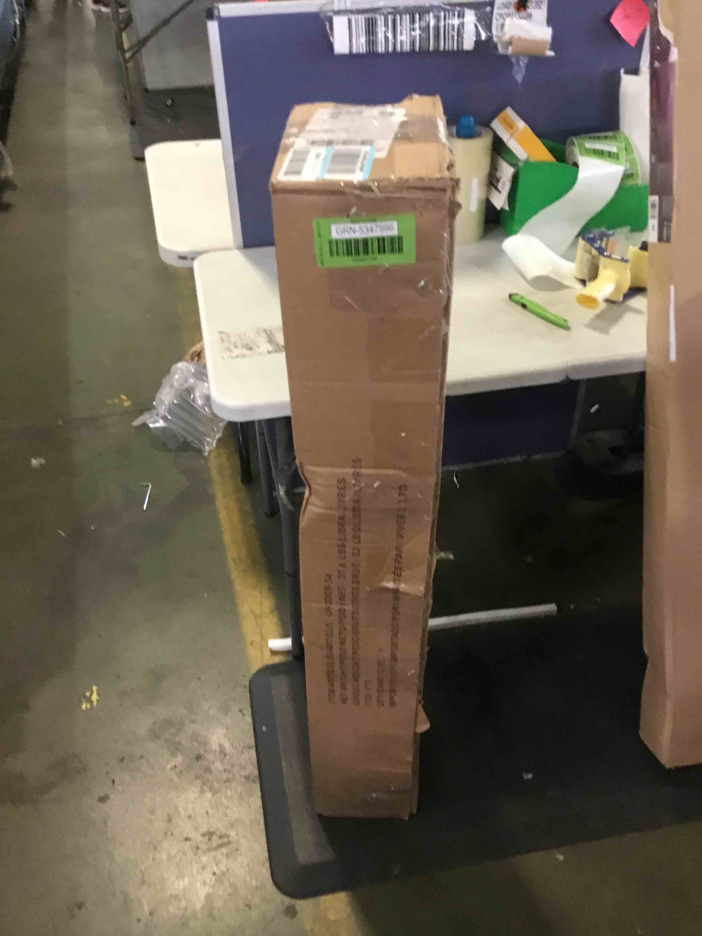 https://s3.amazonaws.com/lotting-images-prod/bidfta/GRN5347996_1692368553371.jpeg