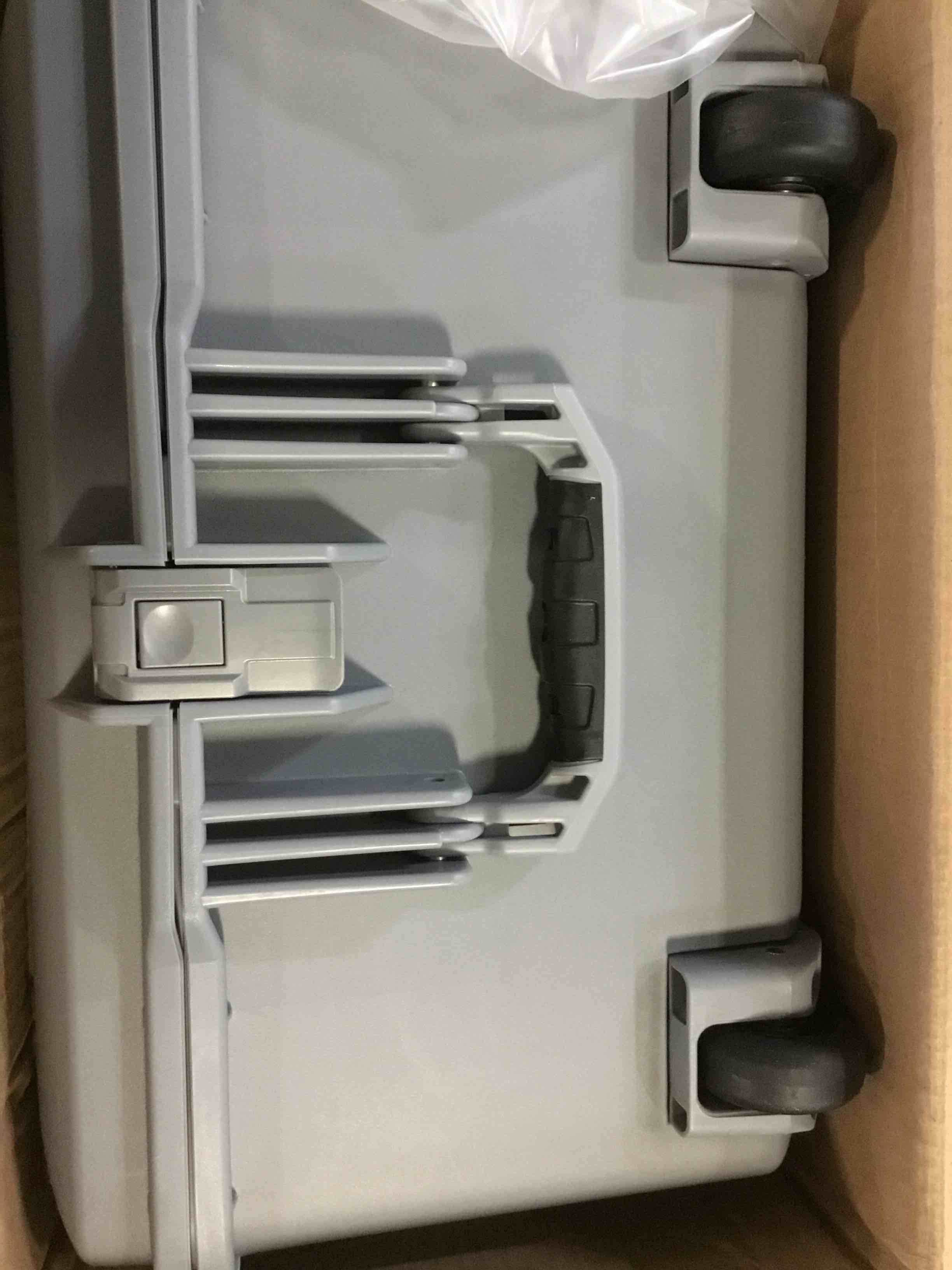 https://s3.amazonaws.com/lotting-images-prod/bidfta/GRN5348048_1692383280554.jpeg