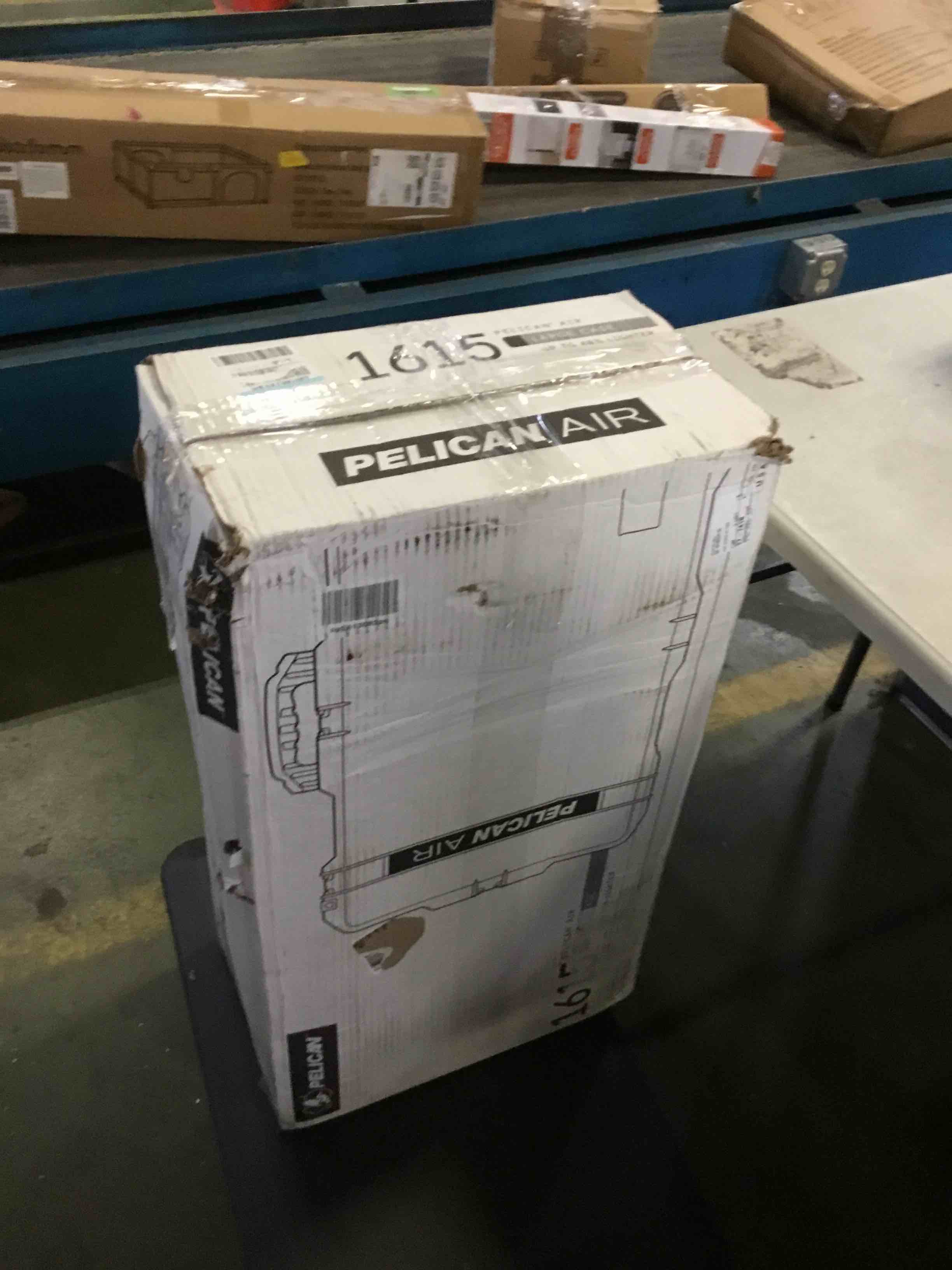 https://s3.amazonaws.com/lotting-images-prod/bidfta/GRN5348048_1692383325136.jpeg