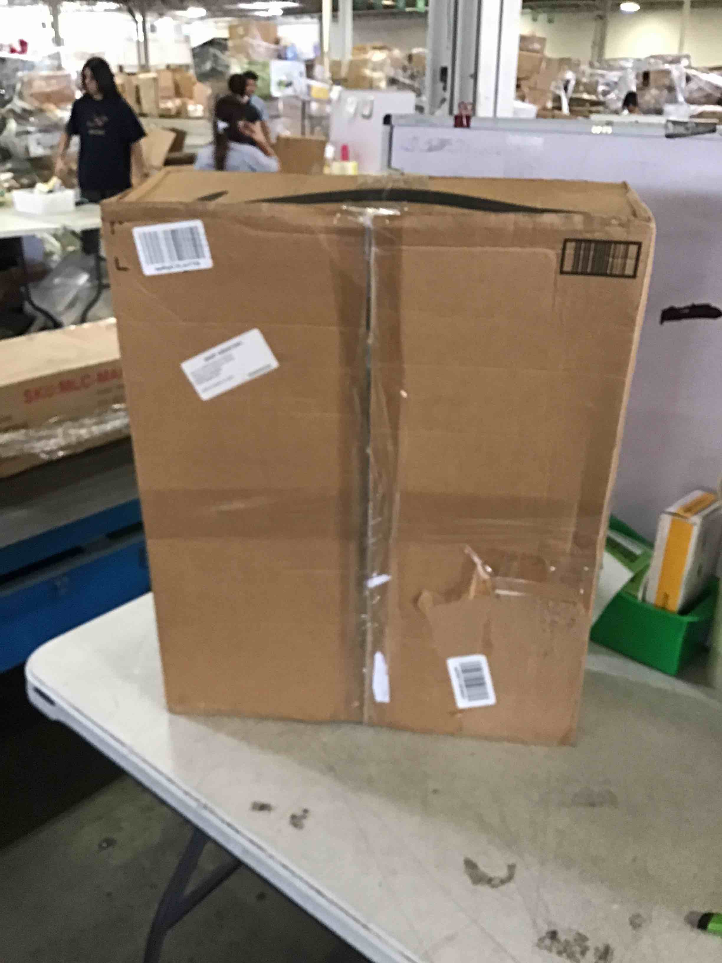 https://s3.amazonaws.com/lotting-images-prod/bidfta/GRN5348501_1692822164095.jpeg