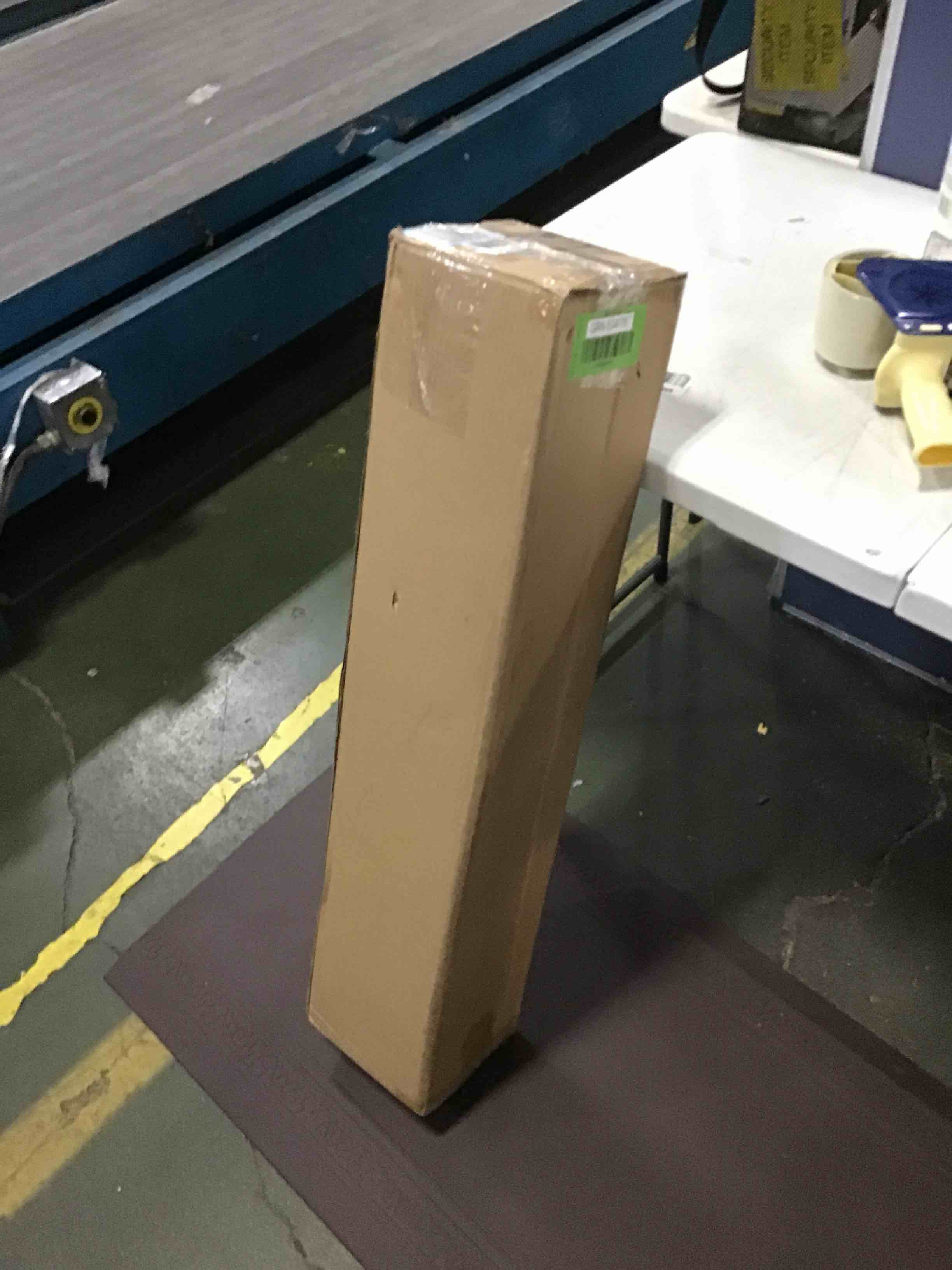 https://s3.amazonaws.com/lotting-images-prod/bidfta/GRN5349167_1693485321121.jpeg